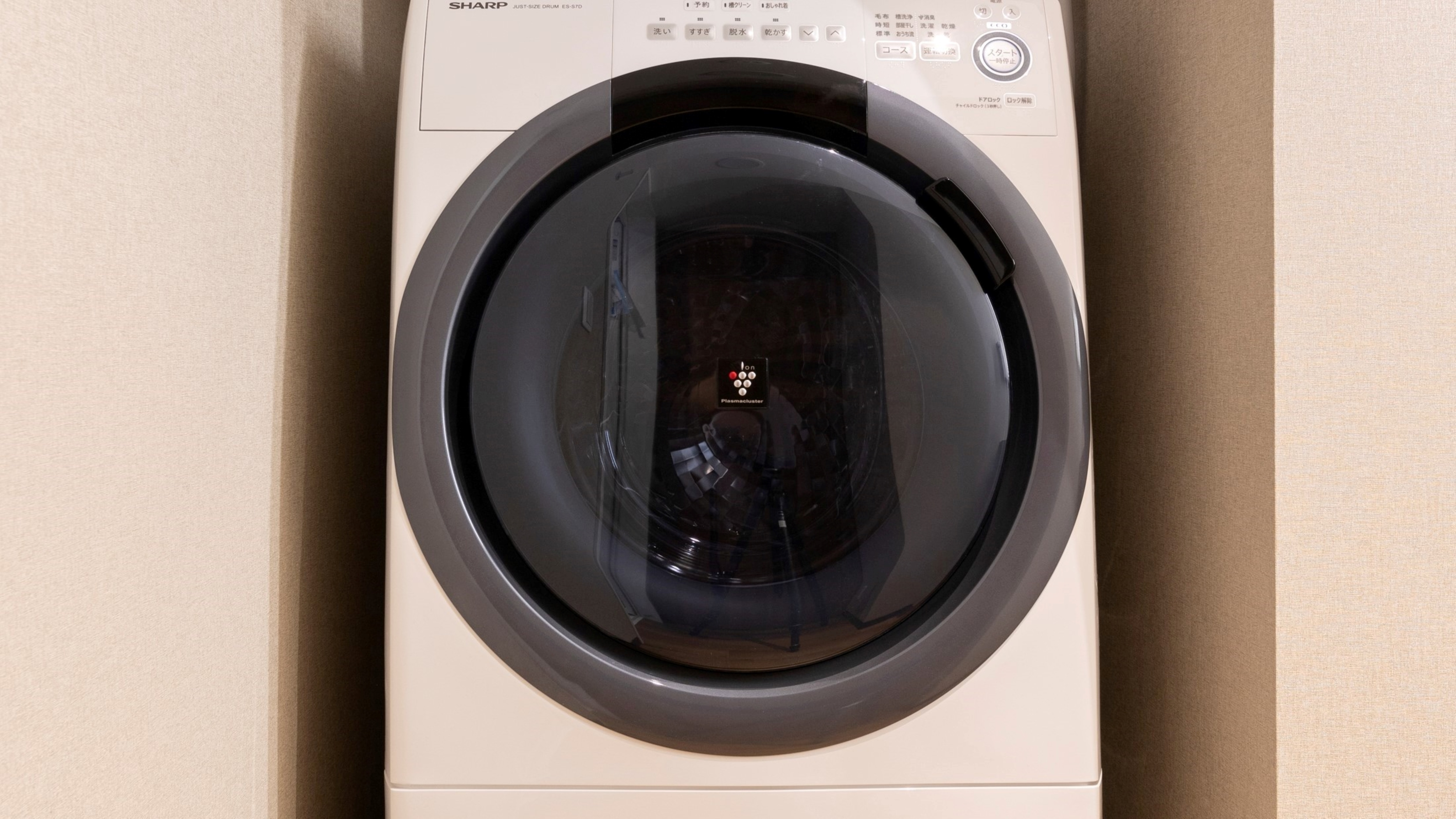 ■ Washer / dryer / Installed in all rooms (Installation image varies depending on the room)