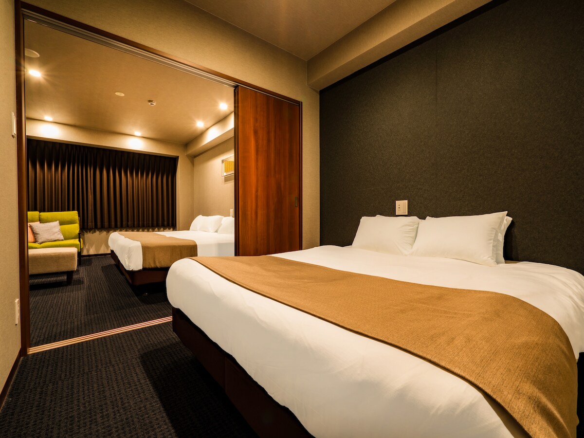 High floor club suite with spa bath