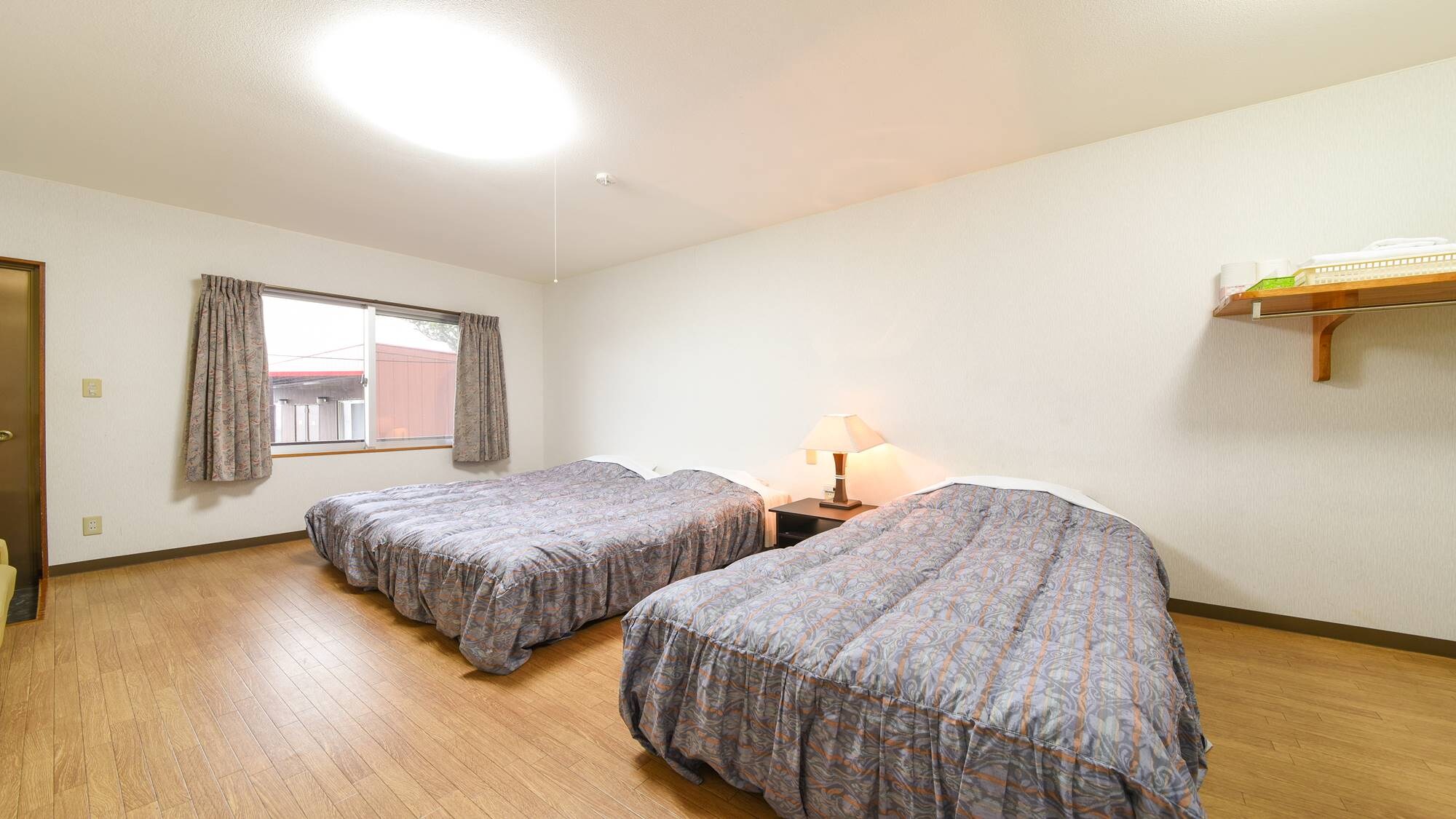 *Kamar (cottage triple) 2