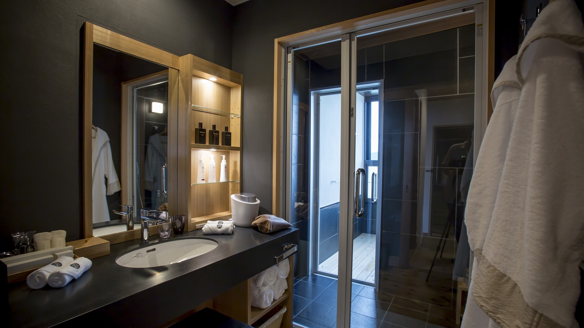 ・ Standard type guest room ・ Wash area