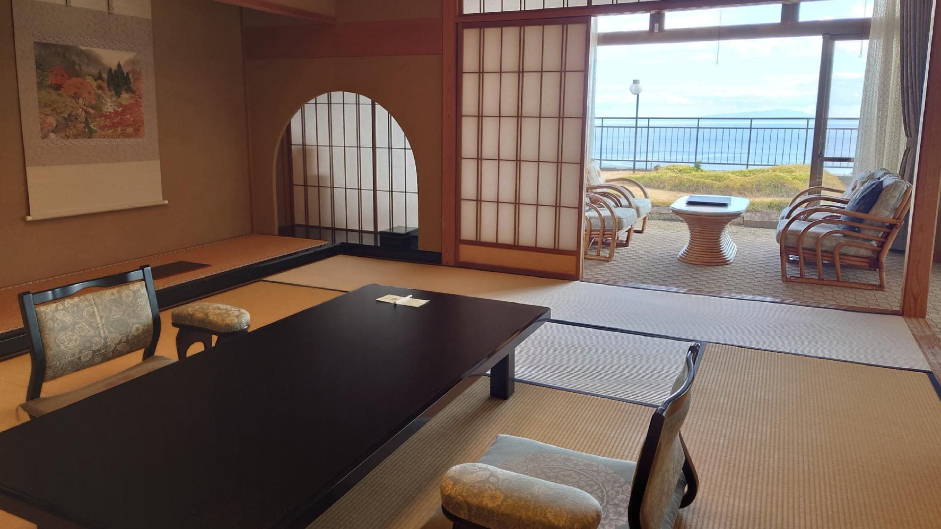 [Contoh kamar khusus] Kamar khusus di lantai paling atas yang menghadap ke Teluk Sagami