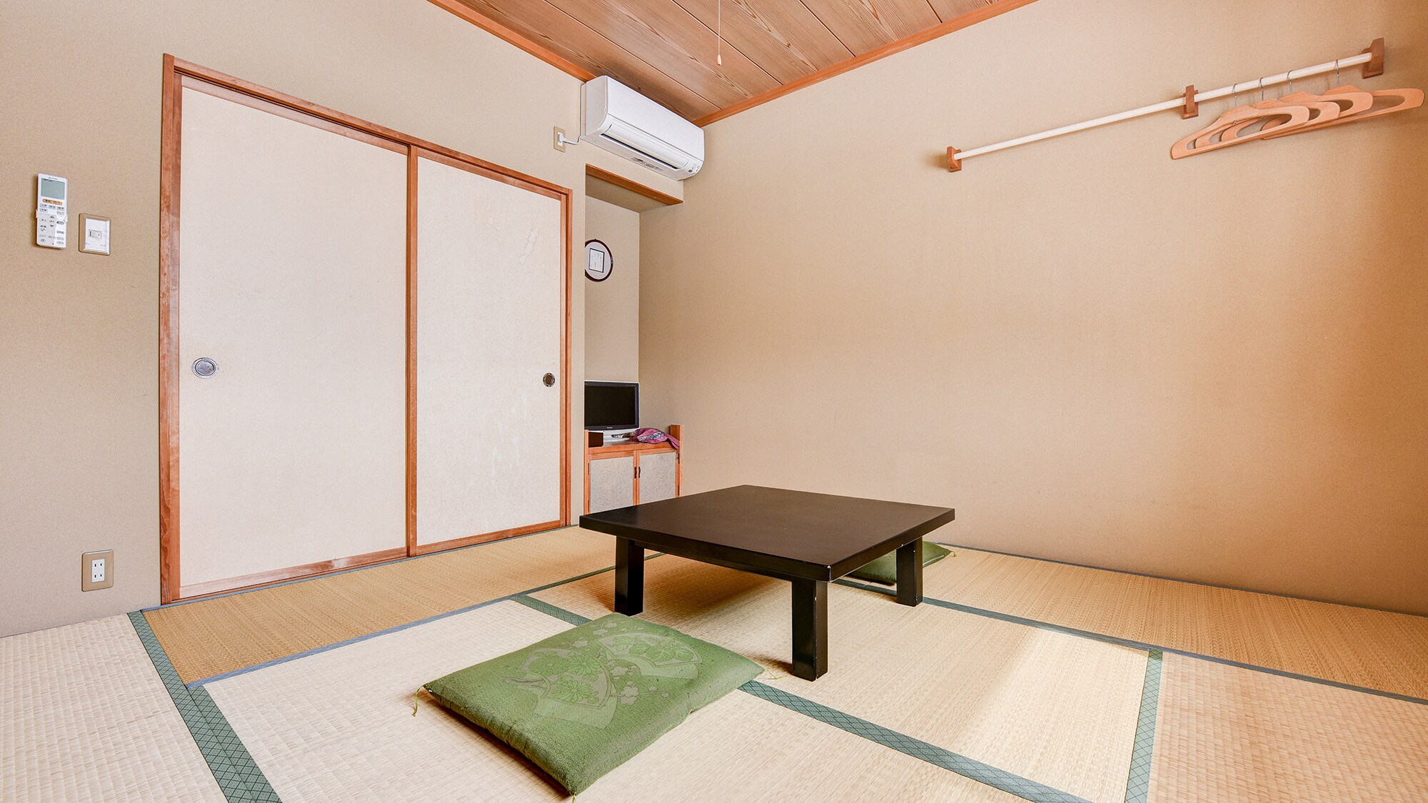 *Example of a room/Japanese-style room (8 tatami mats)