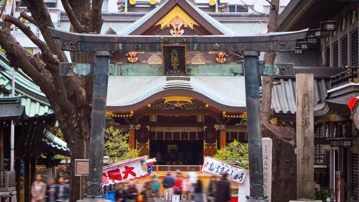 [10-minute walk from the hotel] Yushima Tenmangu Shrine, known as the god of learning