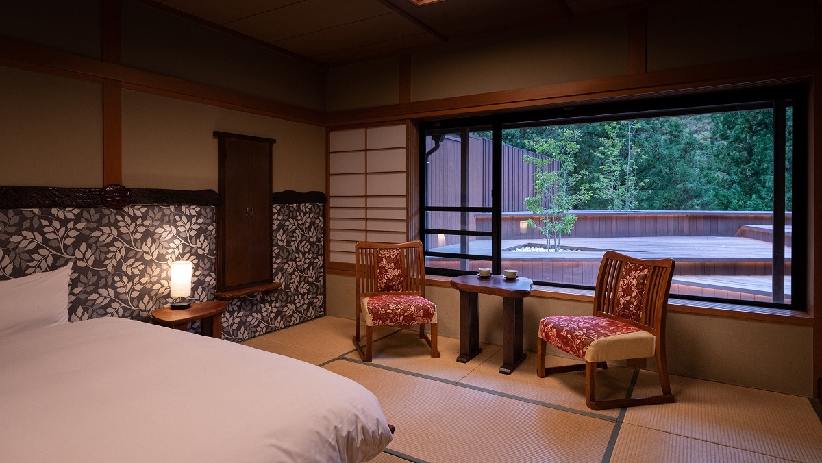 South Wing [Room with open-air bath] Room 202