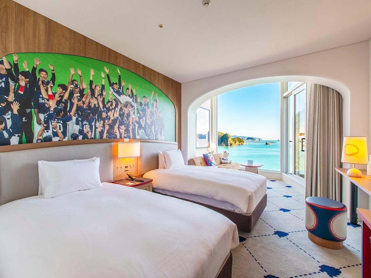 Lions Twin Room