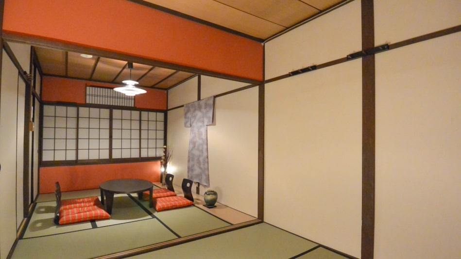 Kamar bergaya Jepang di lantai dua