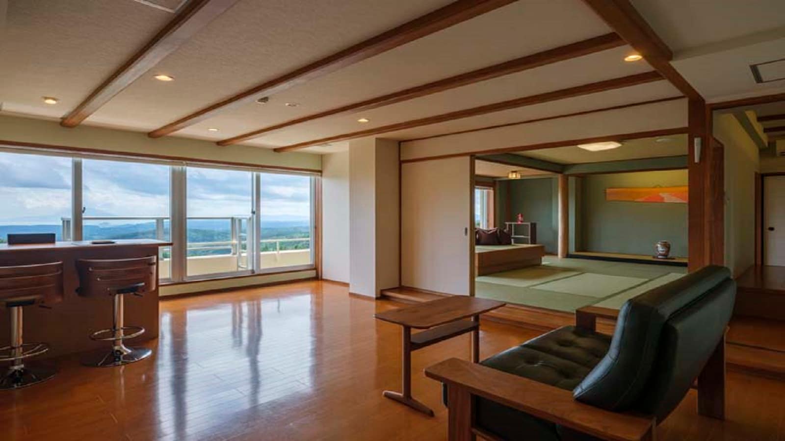 4th floor 73㎡ Japanese-Western style room (no open-air bath)