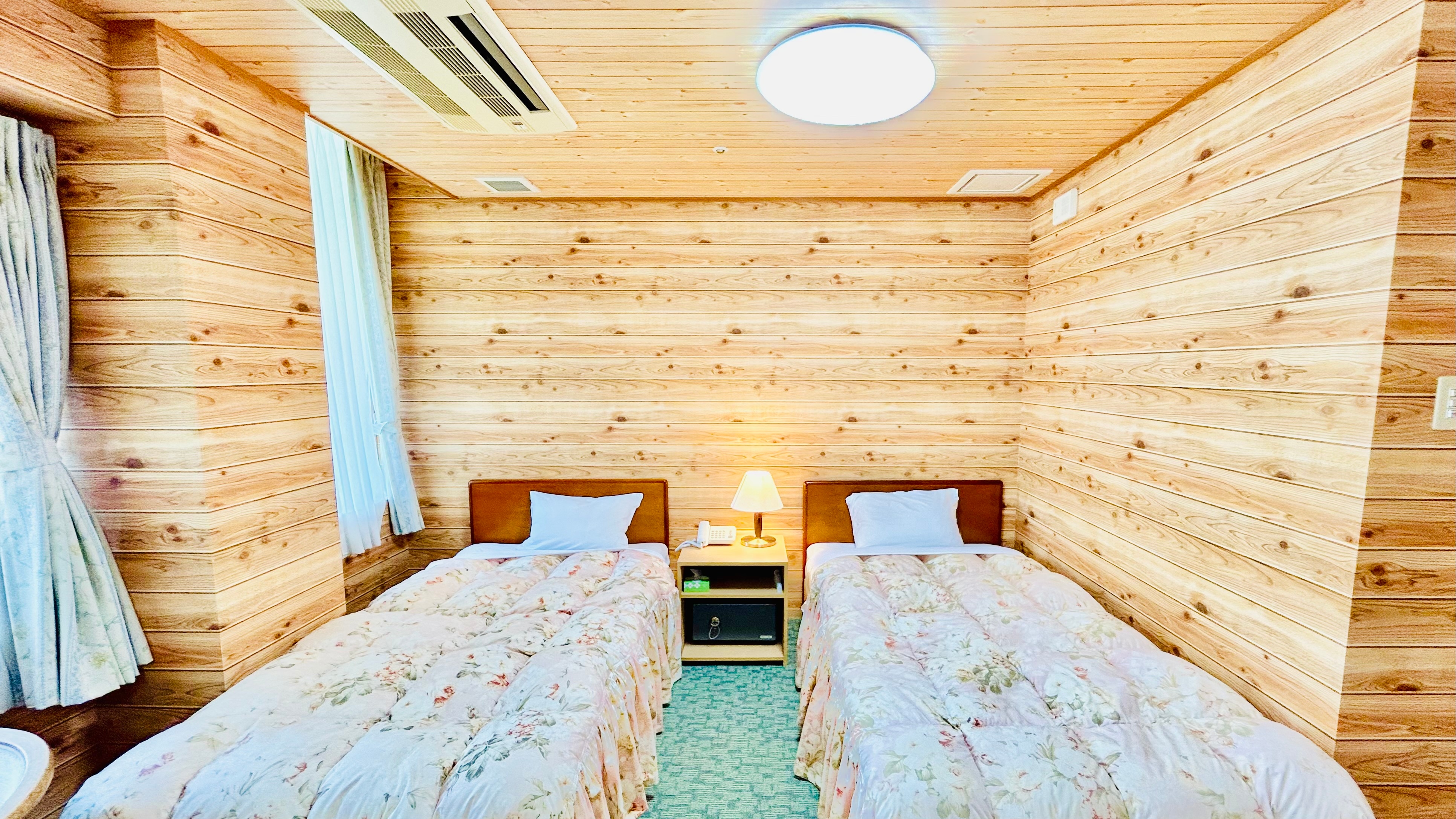 [Non-smoking] Fourth (mountain side) *Maisonette and flat types available