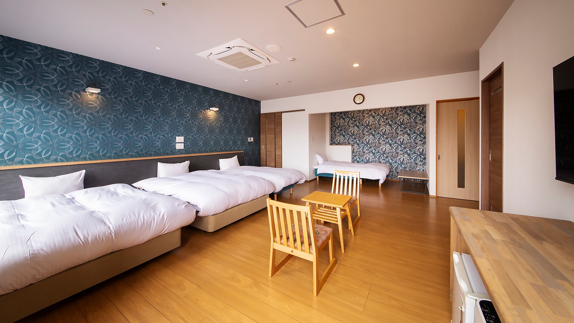 [Stylish DX Twin] With extra bed, up to 5 people can stay♪