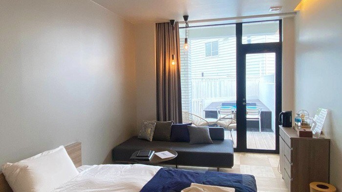 <104> Garden Twin & Sofa