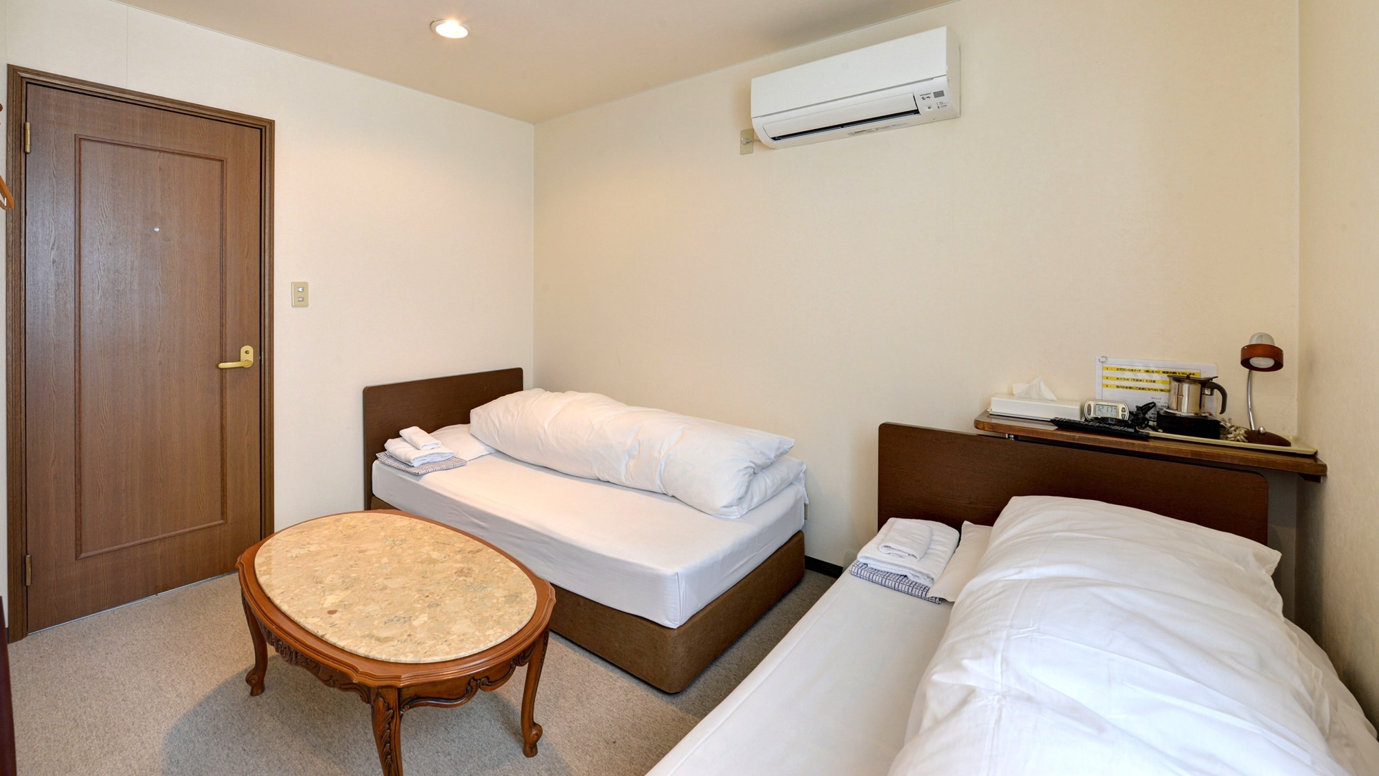 * [Kamar / Twin (contoh)] Menginap jangka panjang dipersilakan! Jangan ragu untuk menghubungi kami.