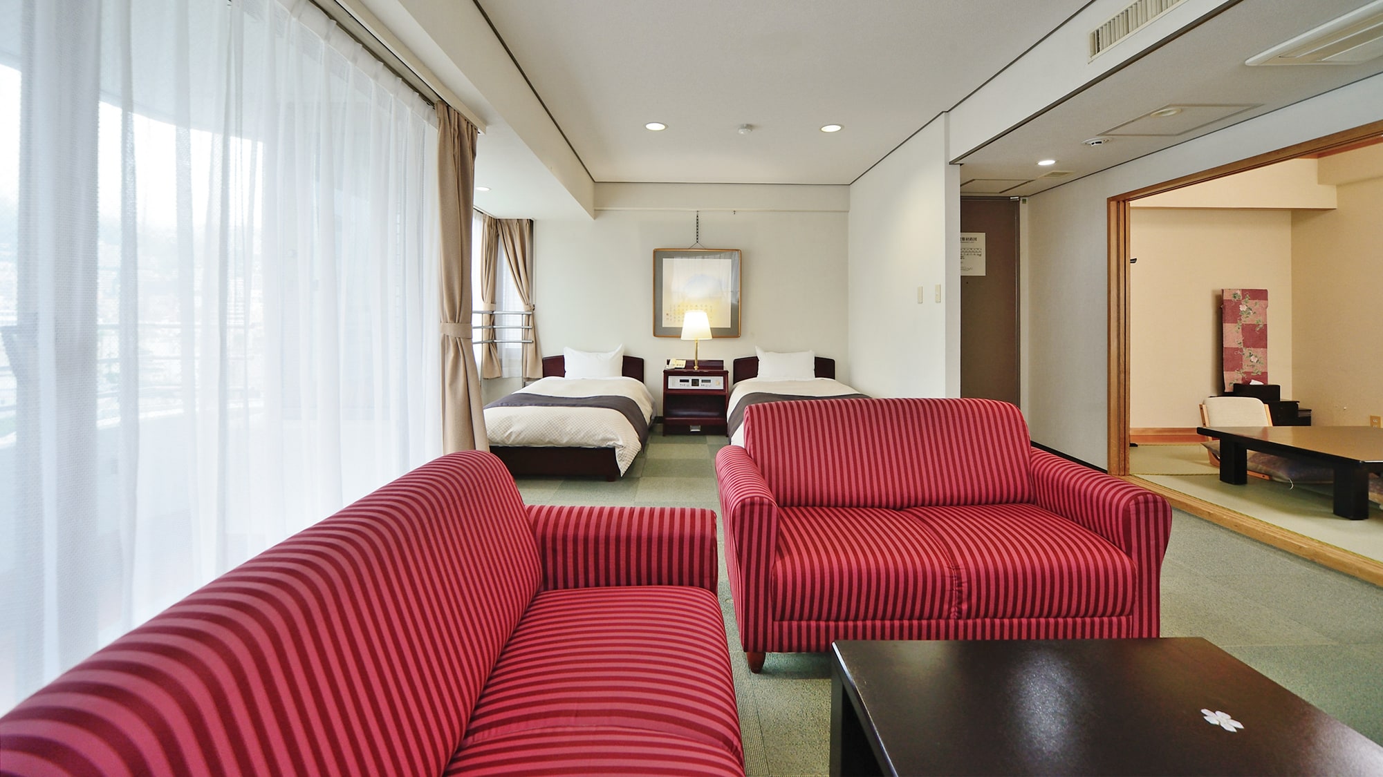 【日式和西式房間44平方米】3樓至8樓各有1間（不能指定樓層）。