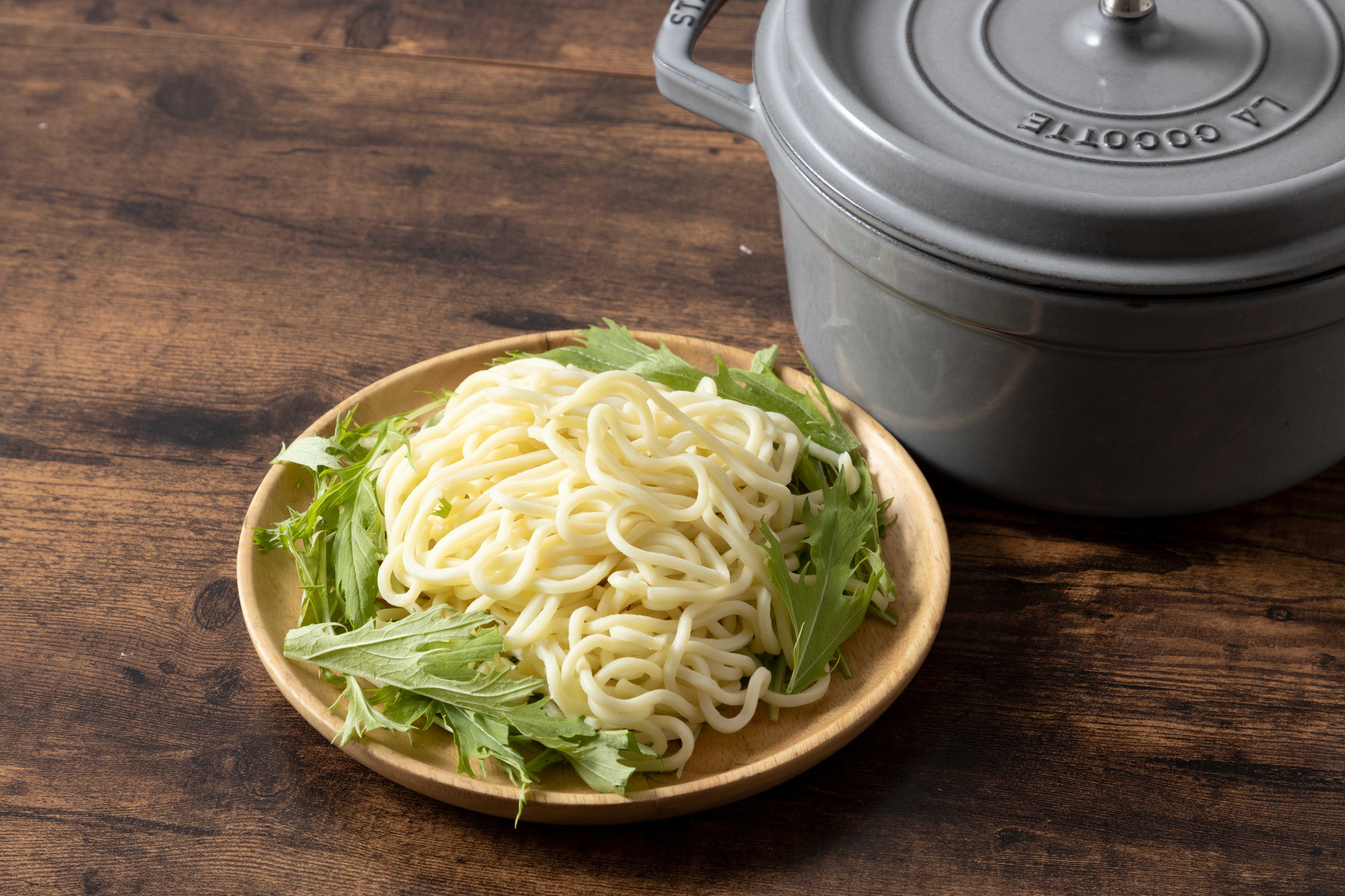 Soy sauce chanko hotpot with noodles