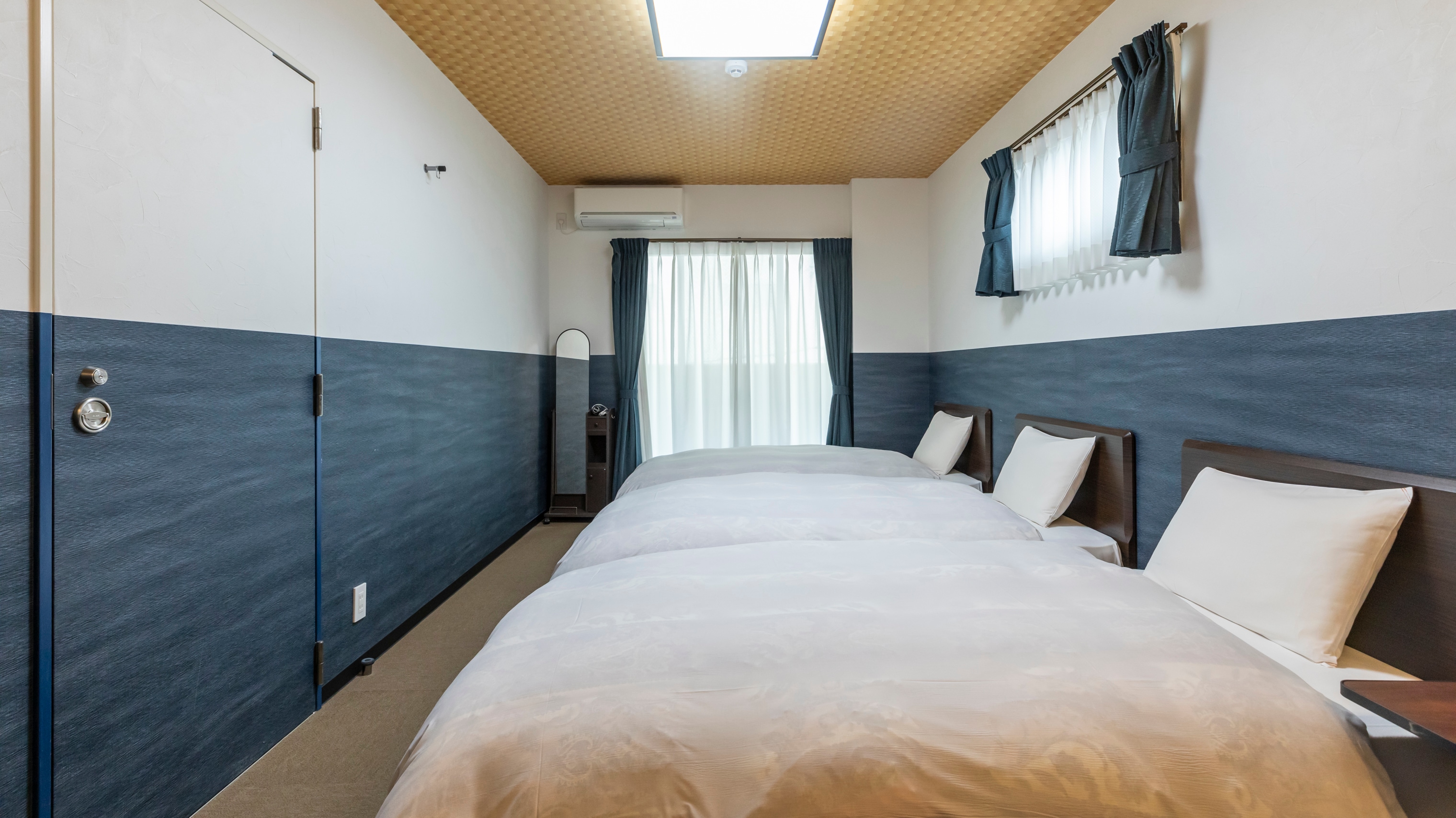 Room [Triple Room]