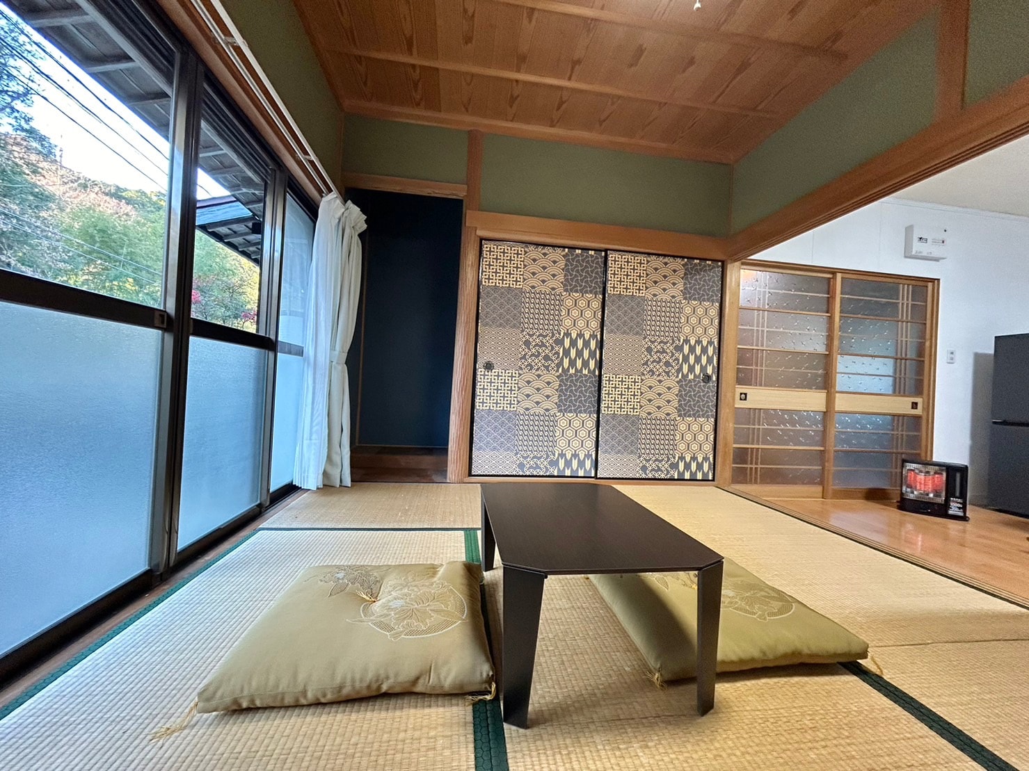 [1st floor] Japanese-style room, 6 tatami mats