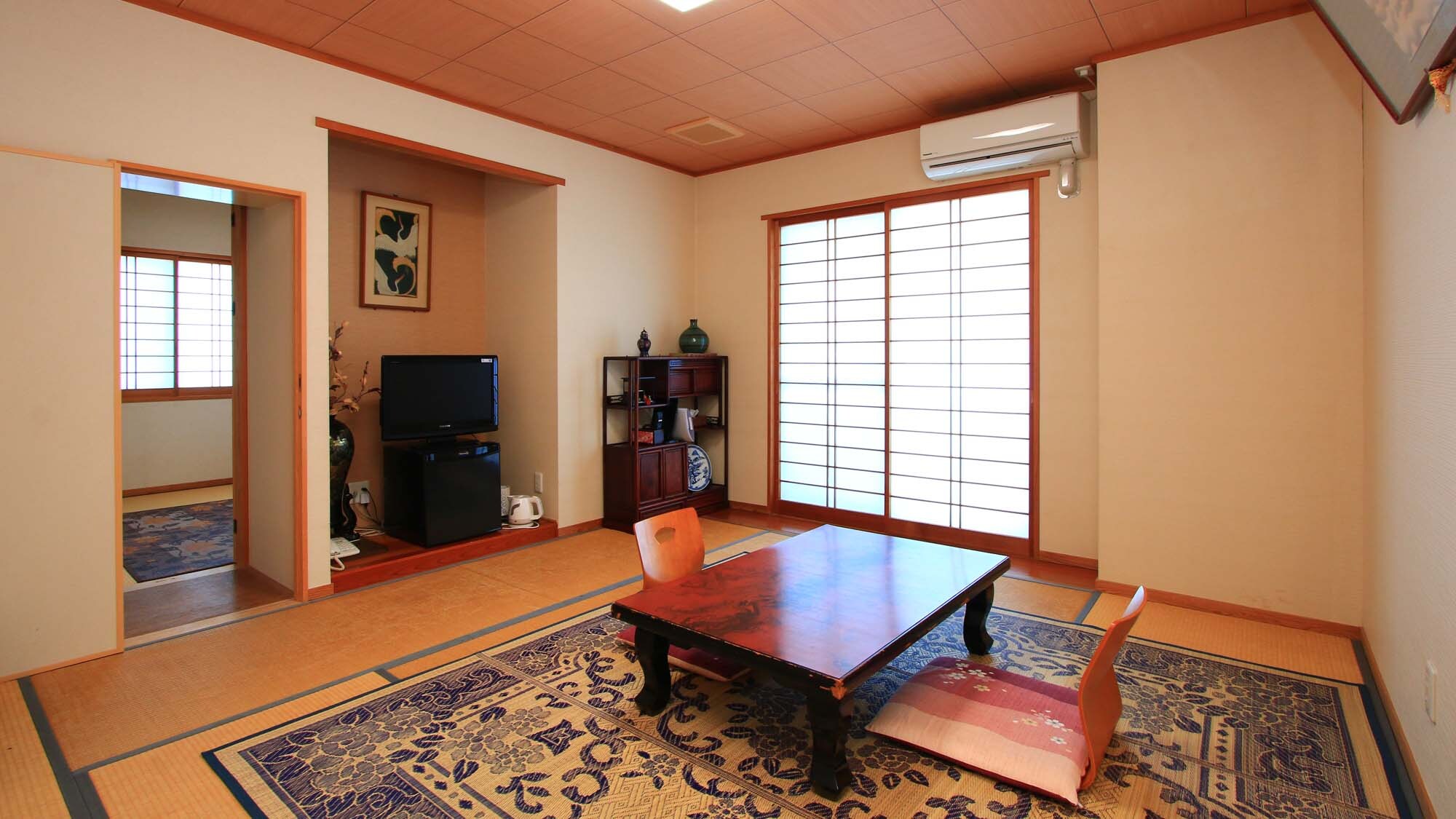 Two Japanese-style rooms