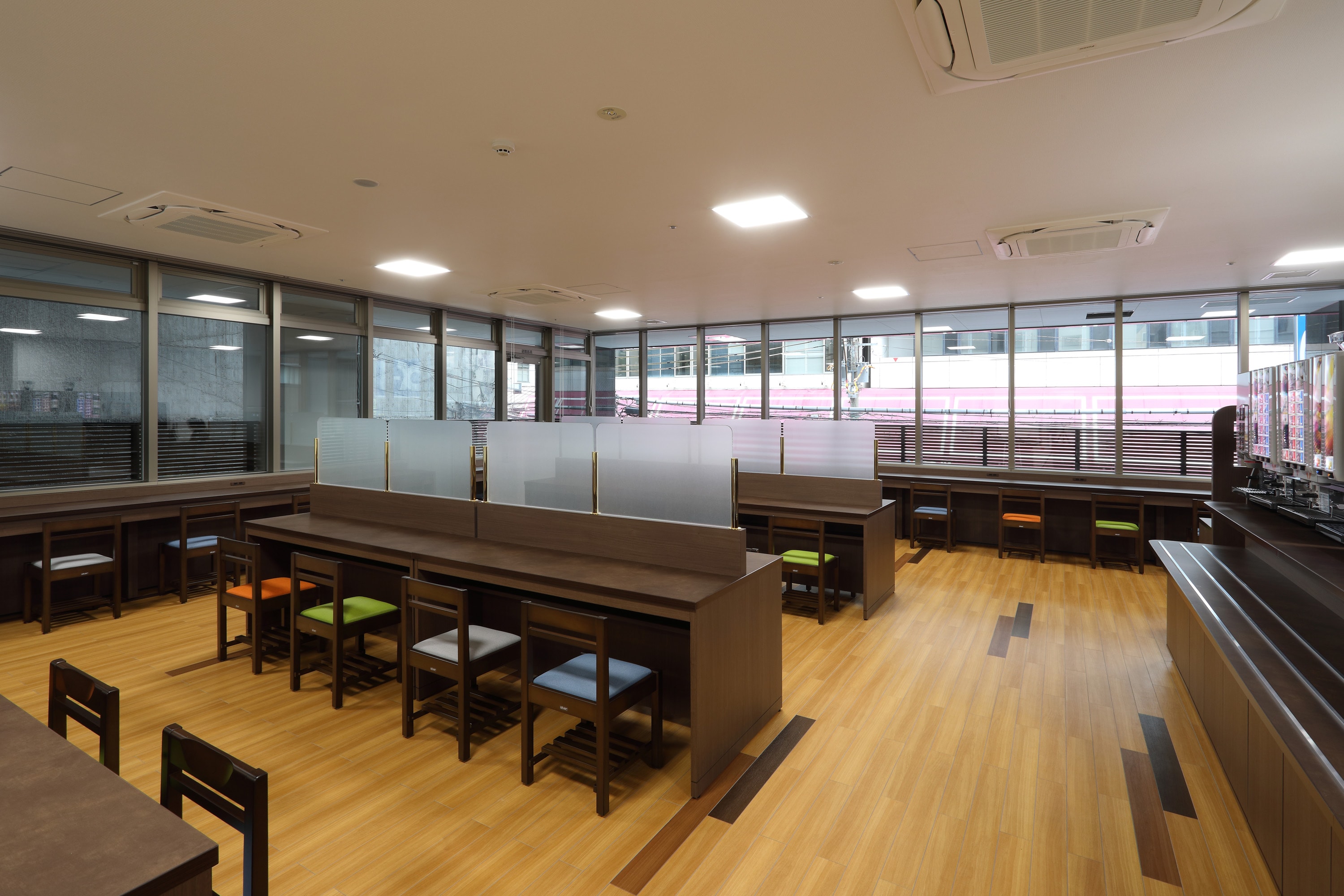 店内