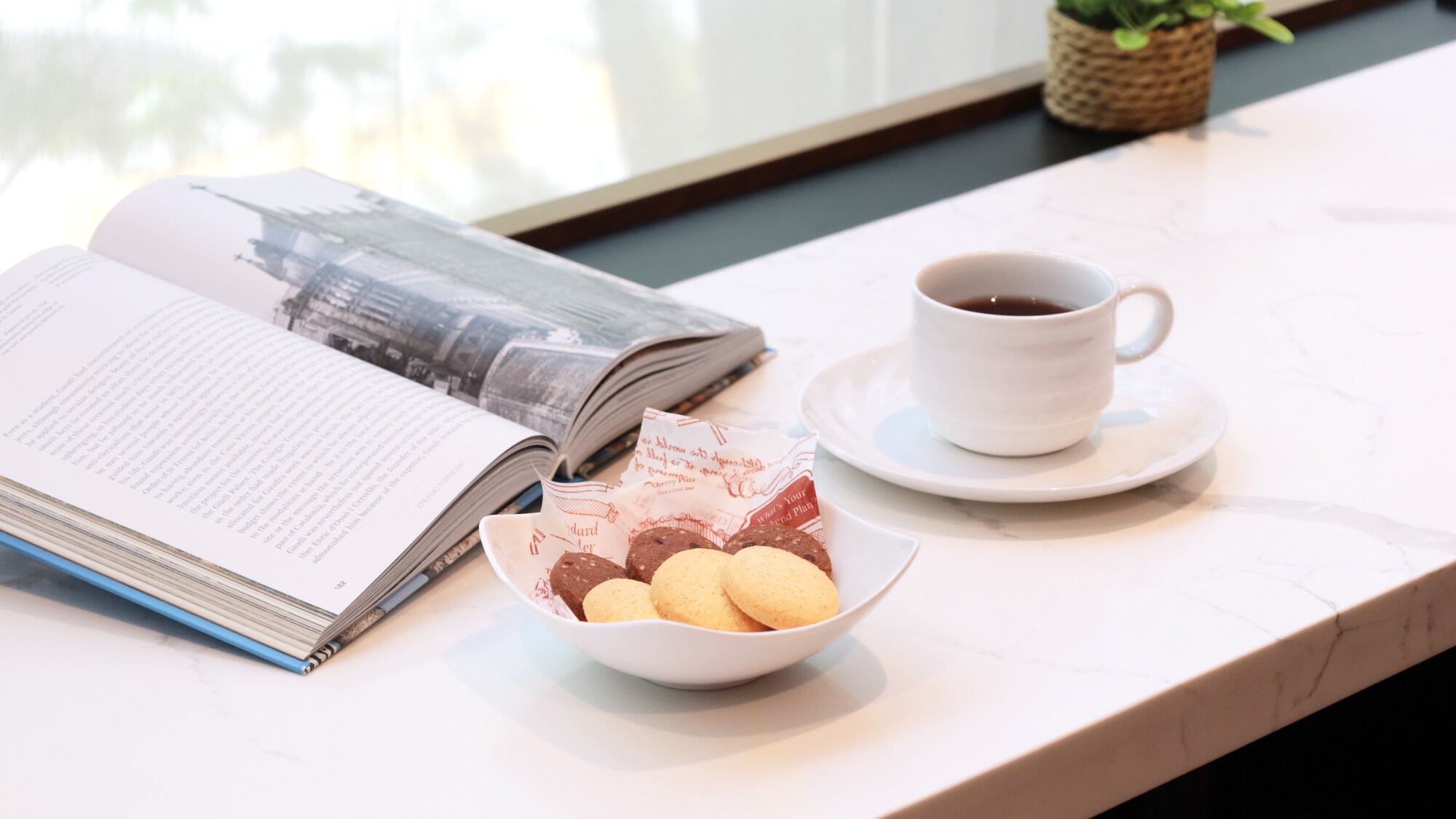 【下午茶時間】11:00-15:00 點心、咖啡、茶、軟飲