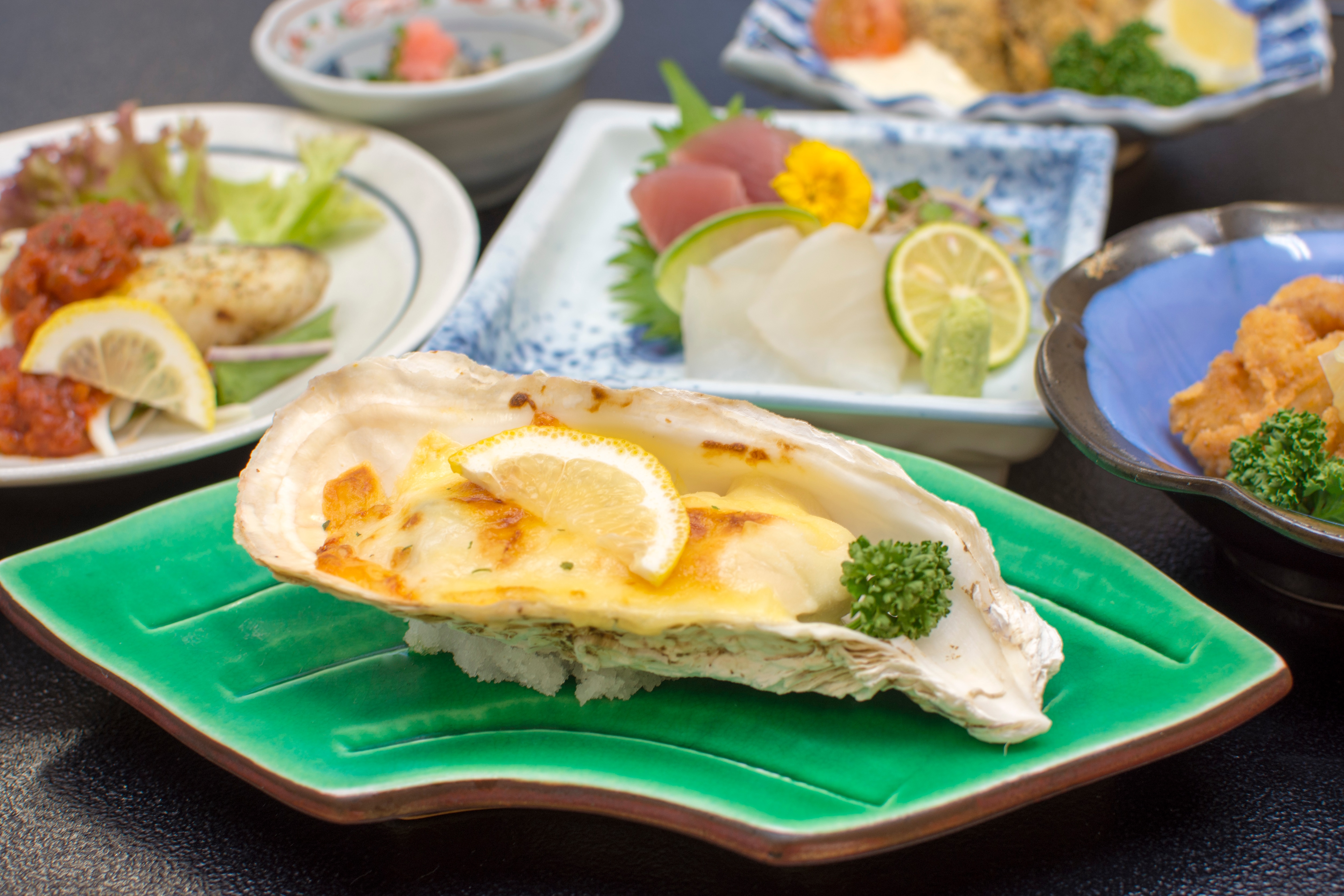 An example of a dinner meal: "Oysters all-you-can-eat"