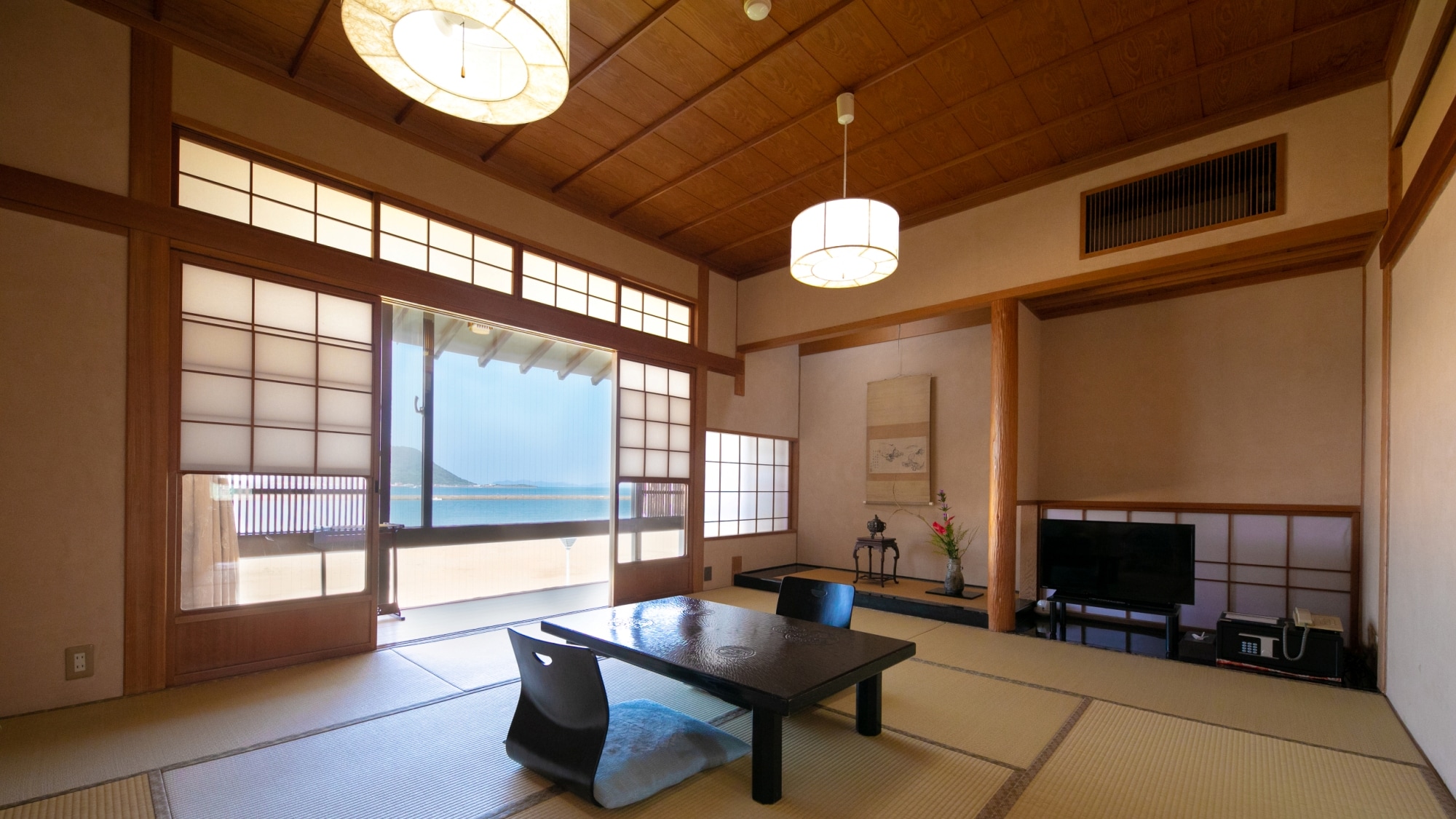 [10 tấm chiếu tatami/Hime no Ma] Từ phòng tắm bách riêng trên tầng hai của tòa nhà chính, bạn có thể nhìn thấy đại dương Karatsu.