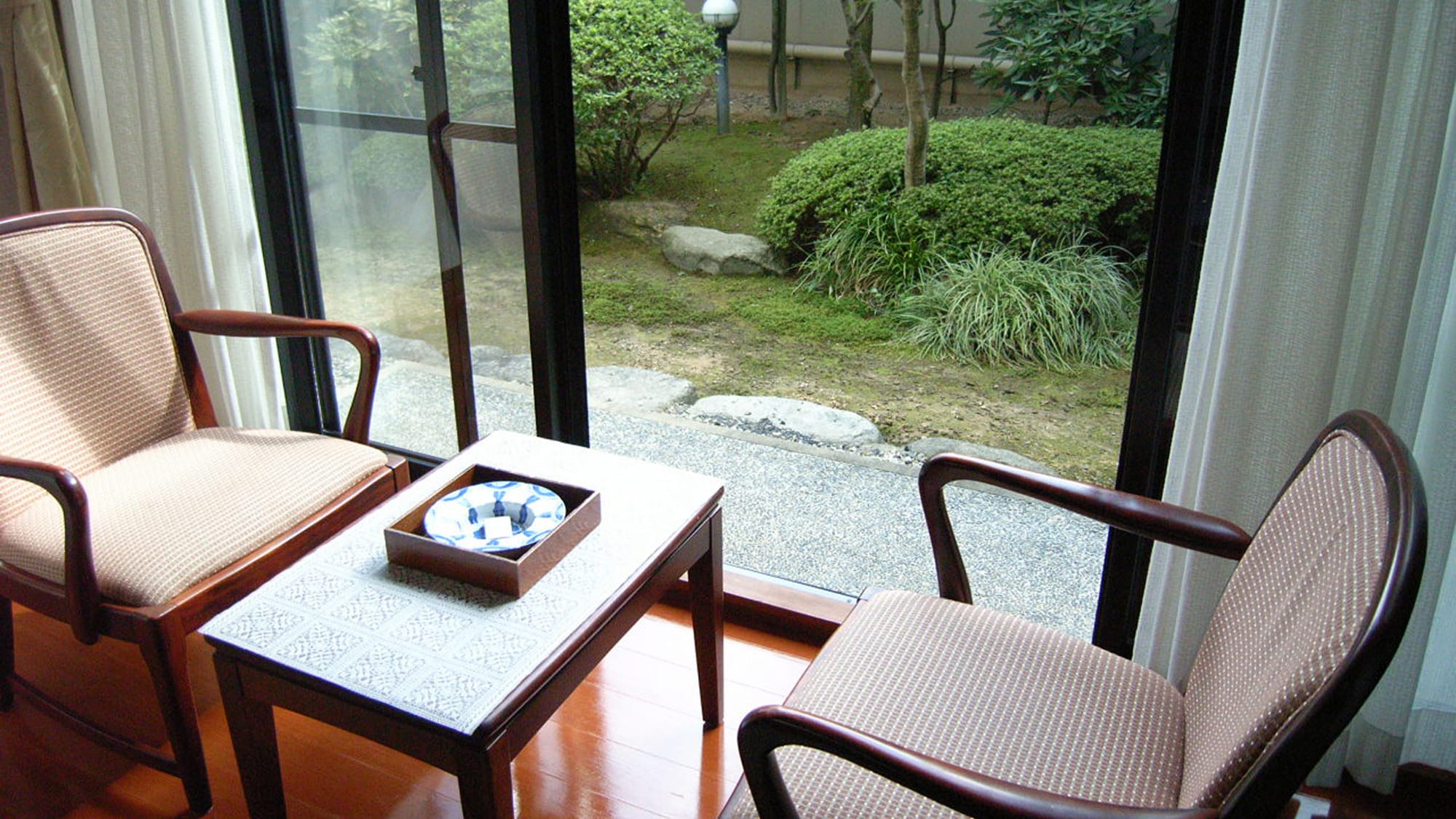 *Wide veranda