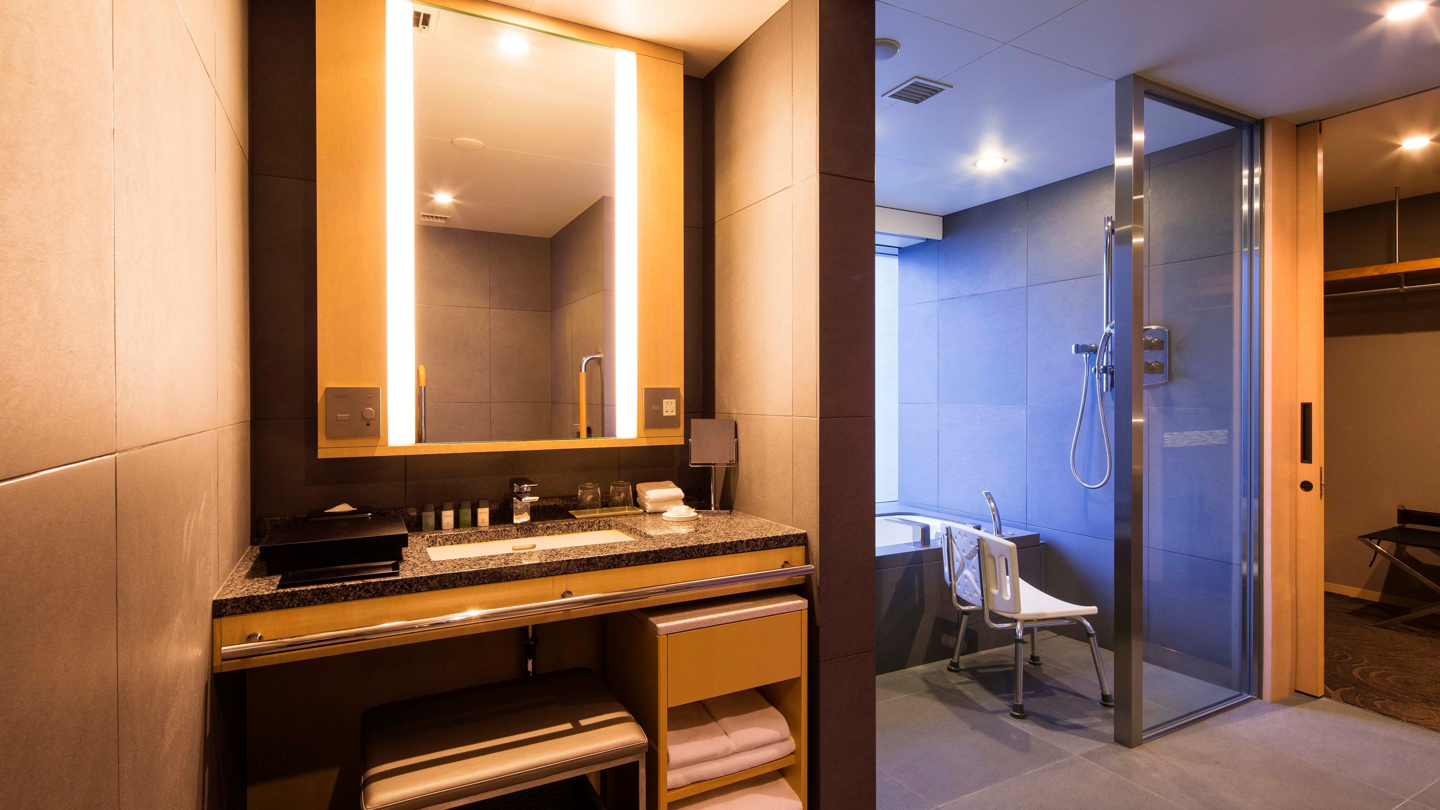 Universal Room