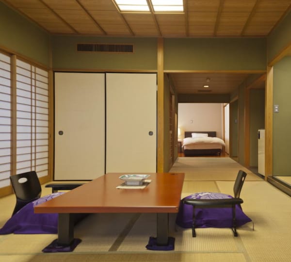 [Japanese-Western style room] Atmosphere from the Japanese-style room side