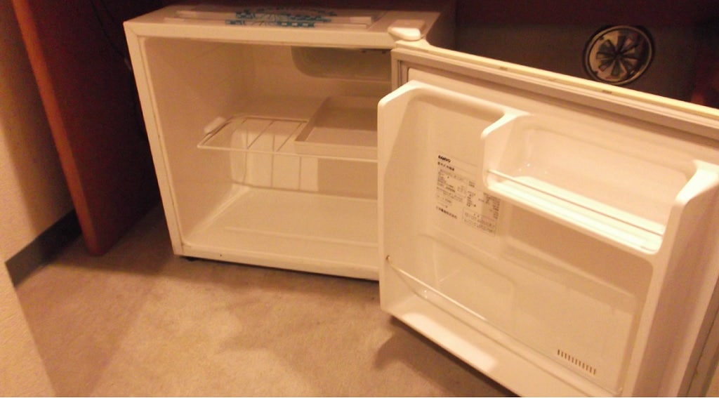 [Equipment] Refrigerator