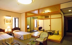 Japanese-Western style room (new building)