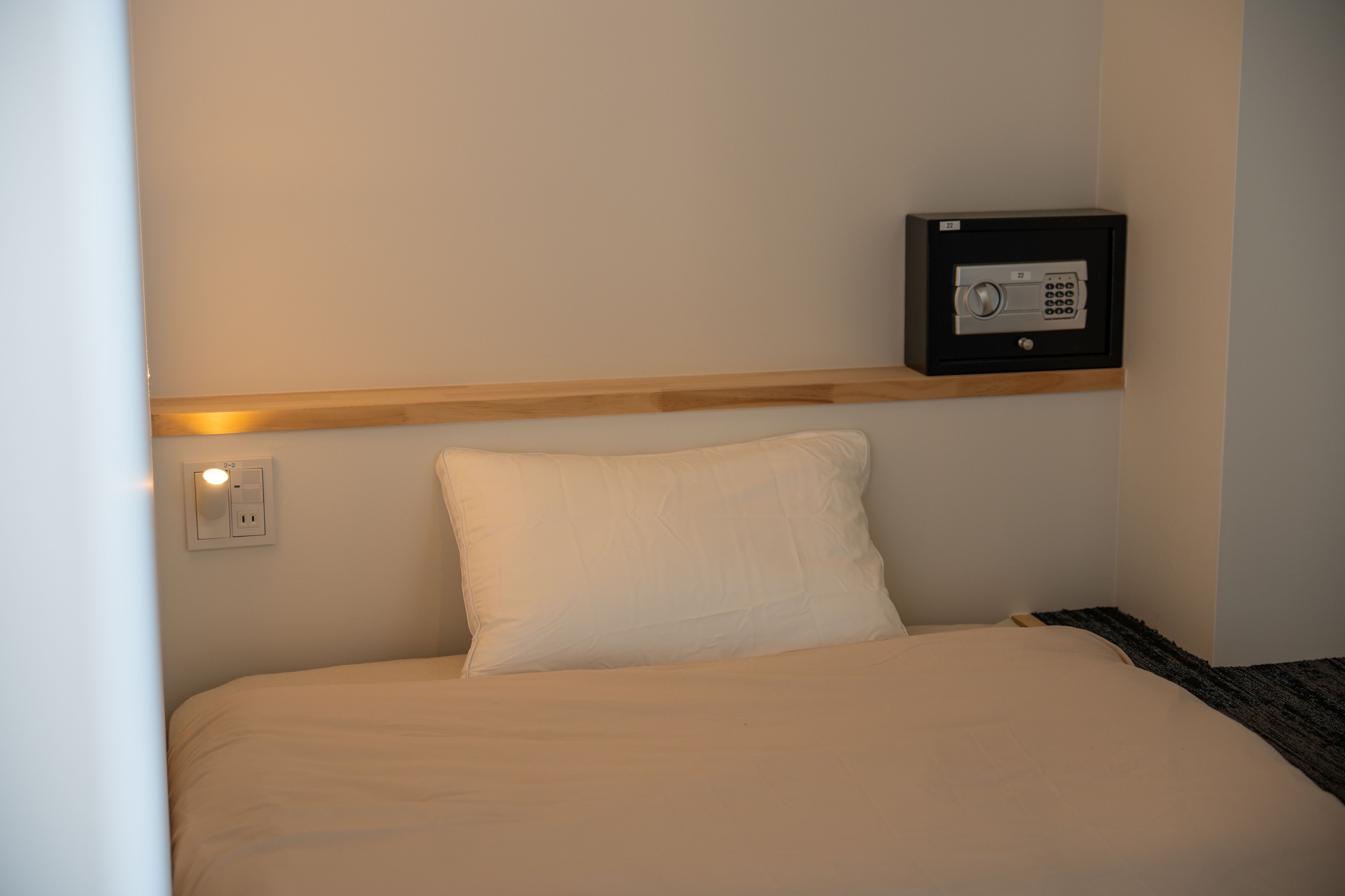 Single bed image 4