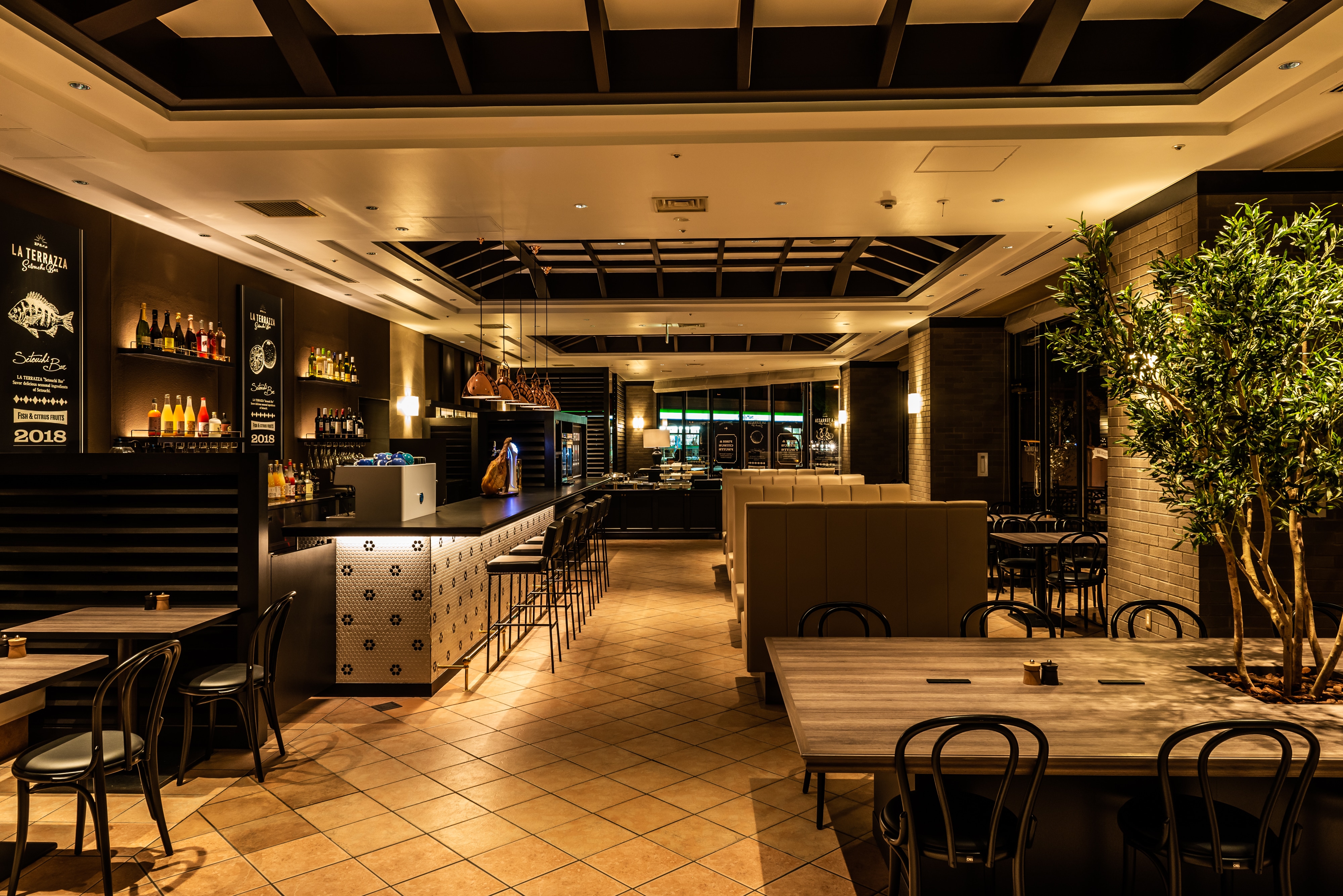 Dining & Bar_La-terrazza3