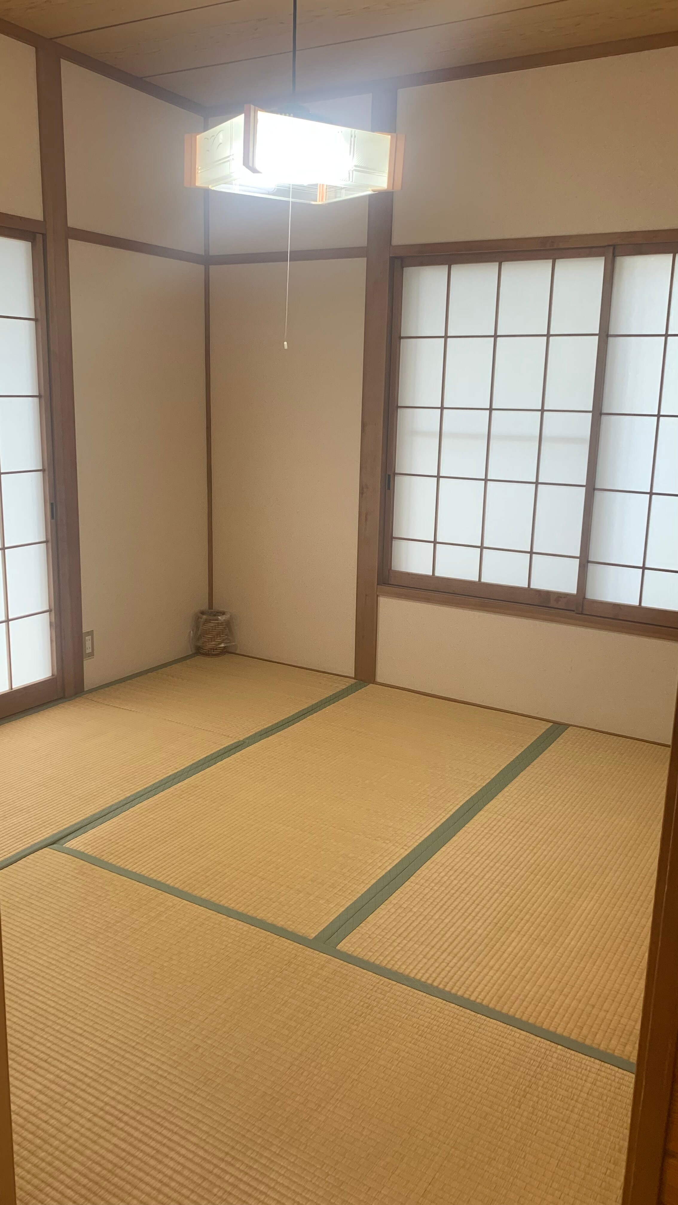 Building F: Japanese-style room with 4.5 tatami mats