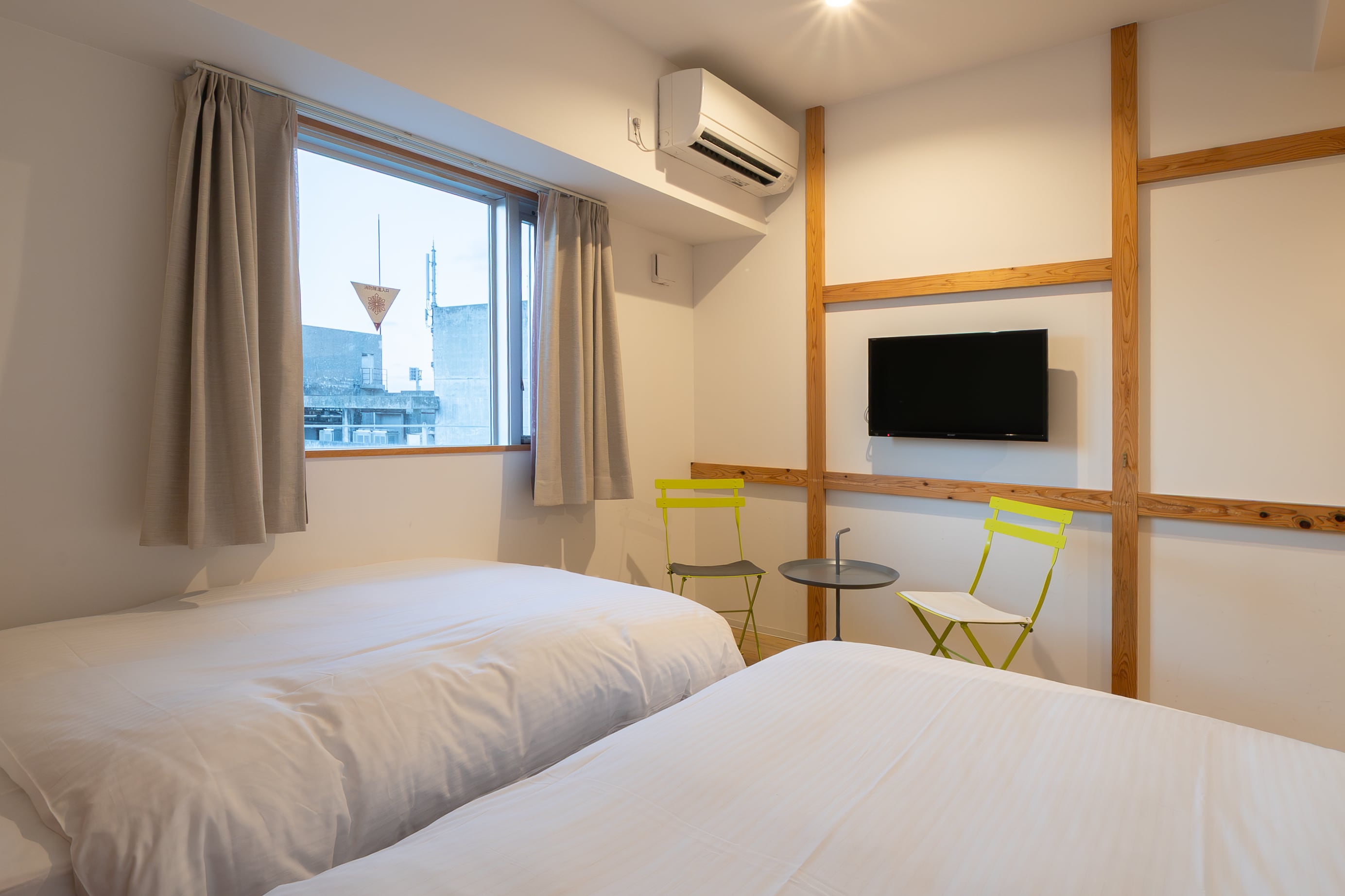 [New building: Twin room]