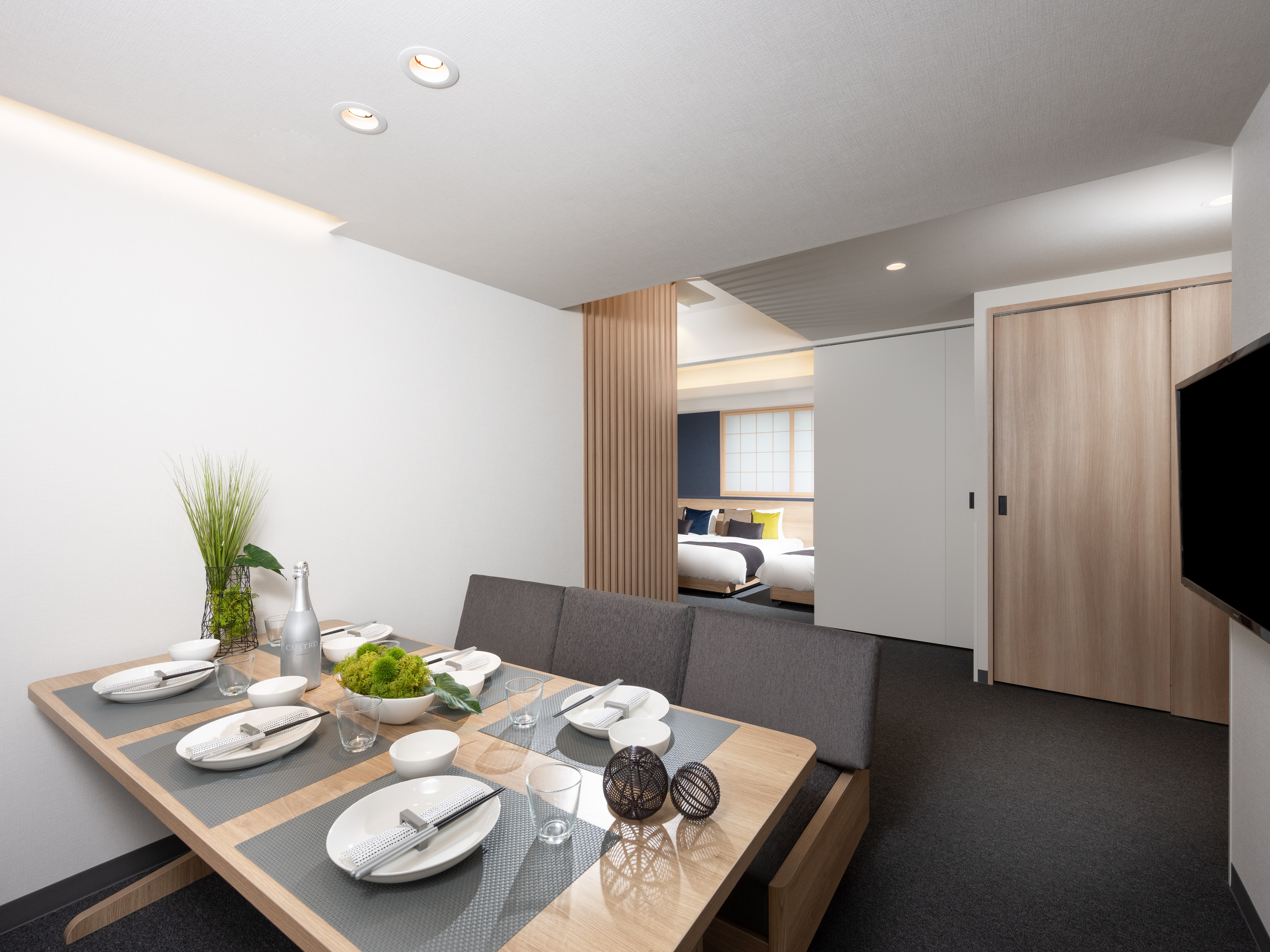 Superior 1 Bedroom Apartment (6 Singles)