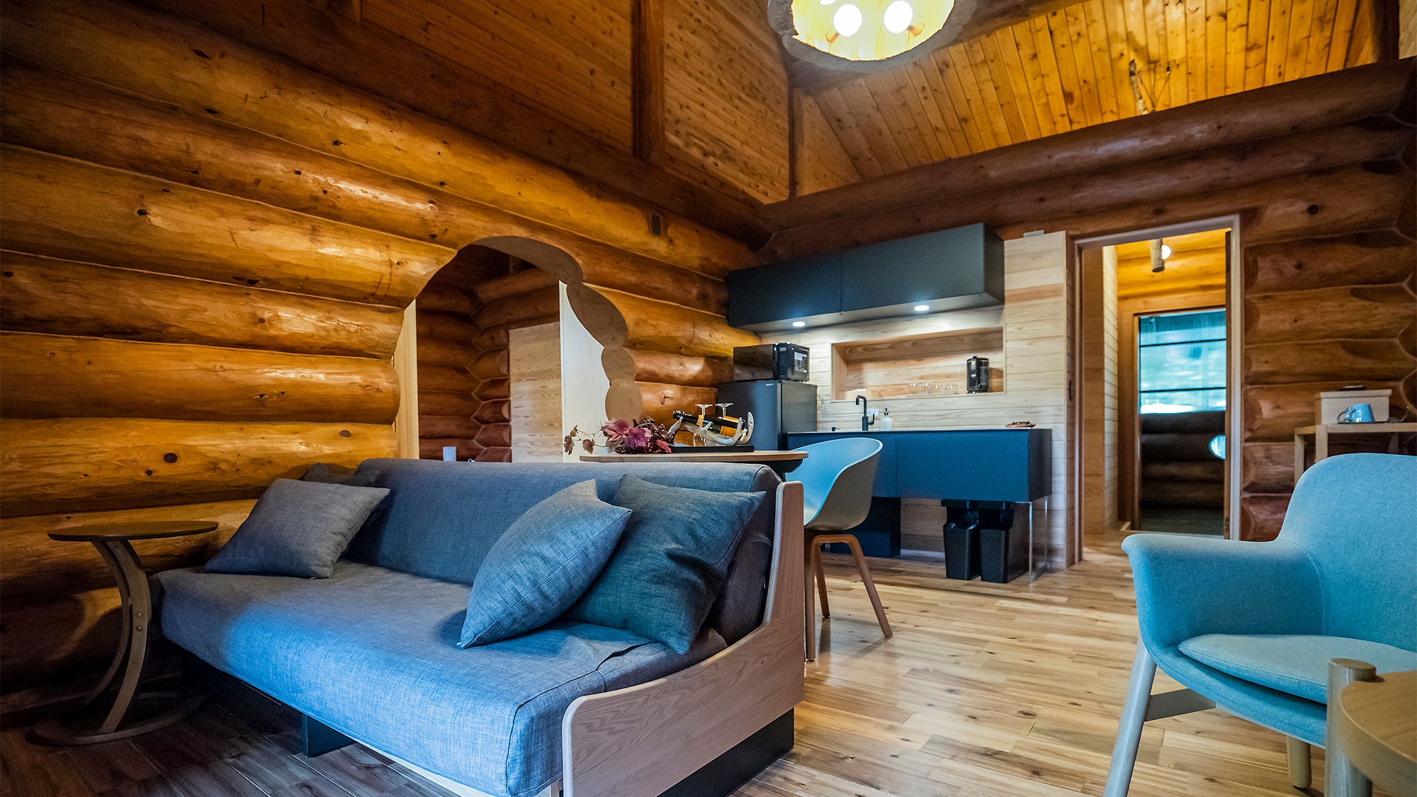 [Log house] Guest room with luxury open-air bath