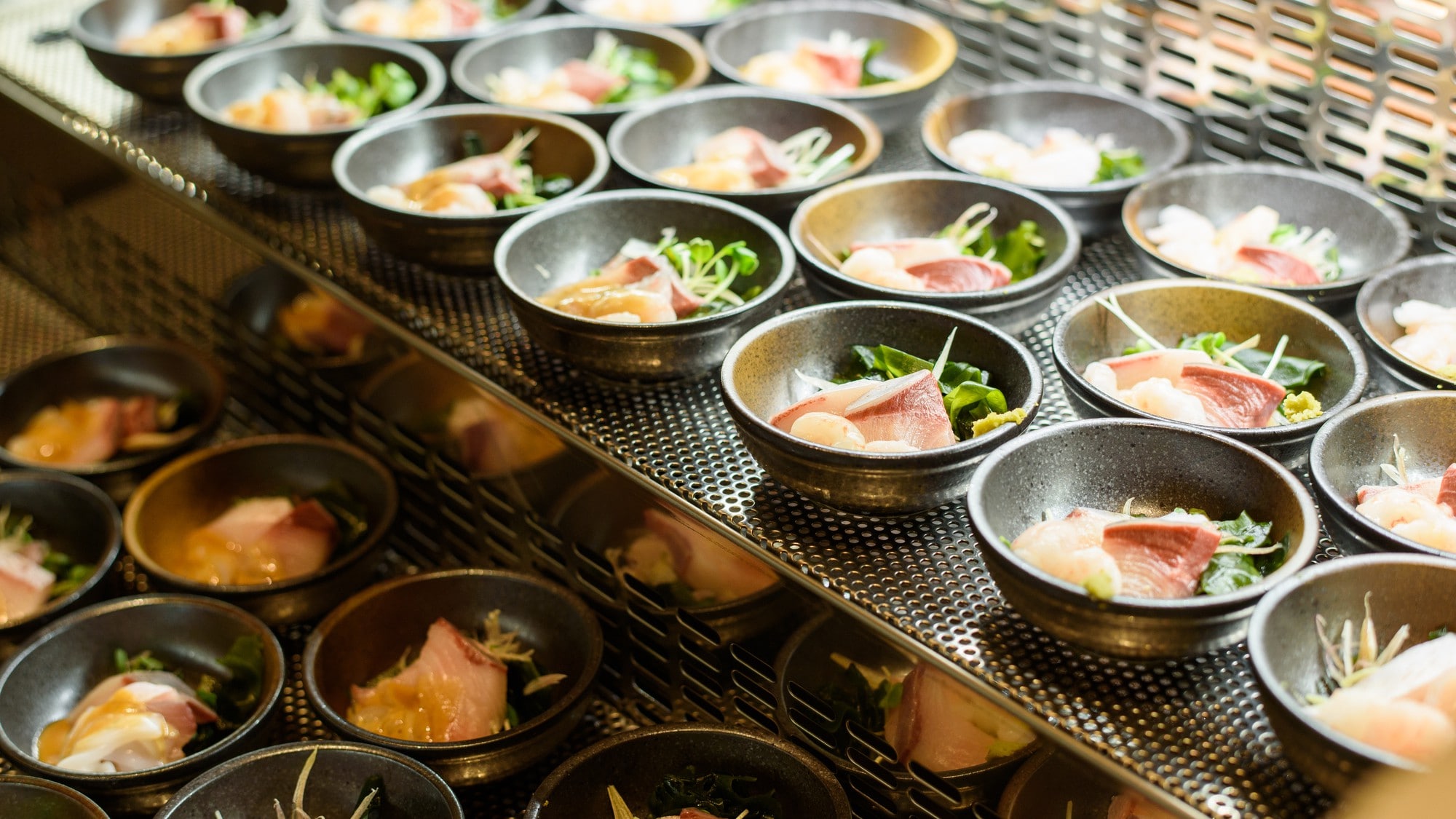 Breakfast buffet / image
