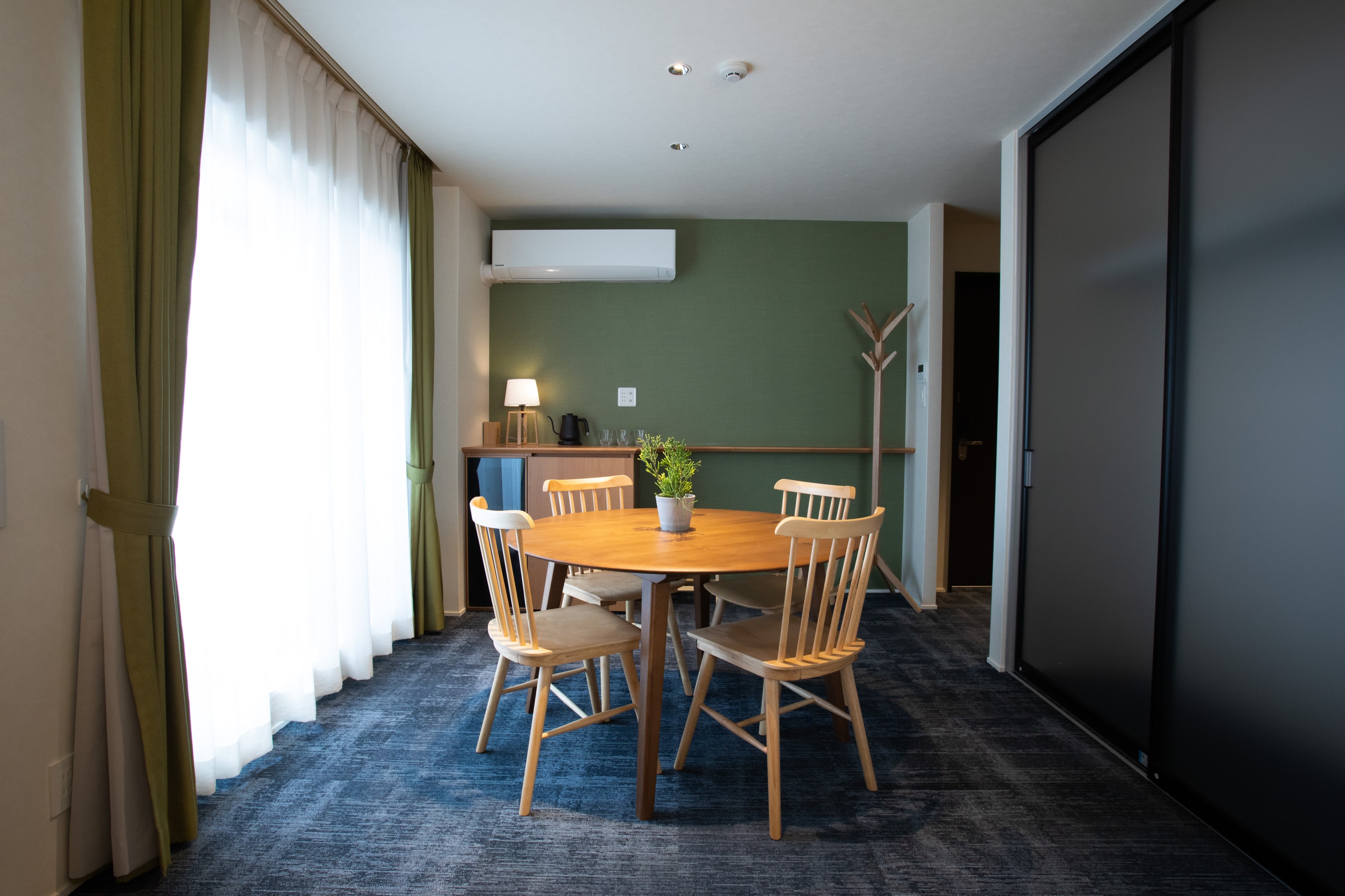 Balcony with tatami mats