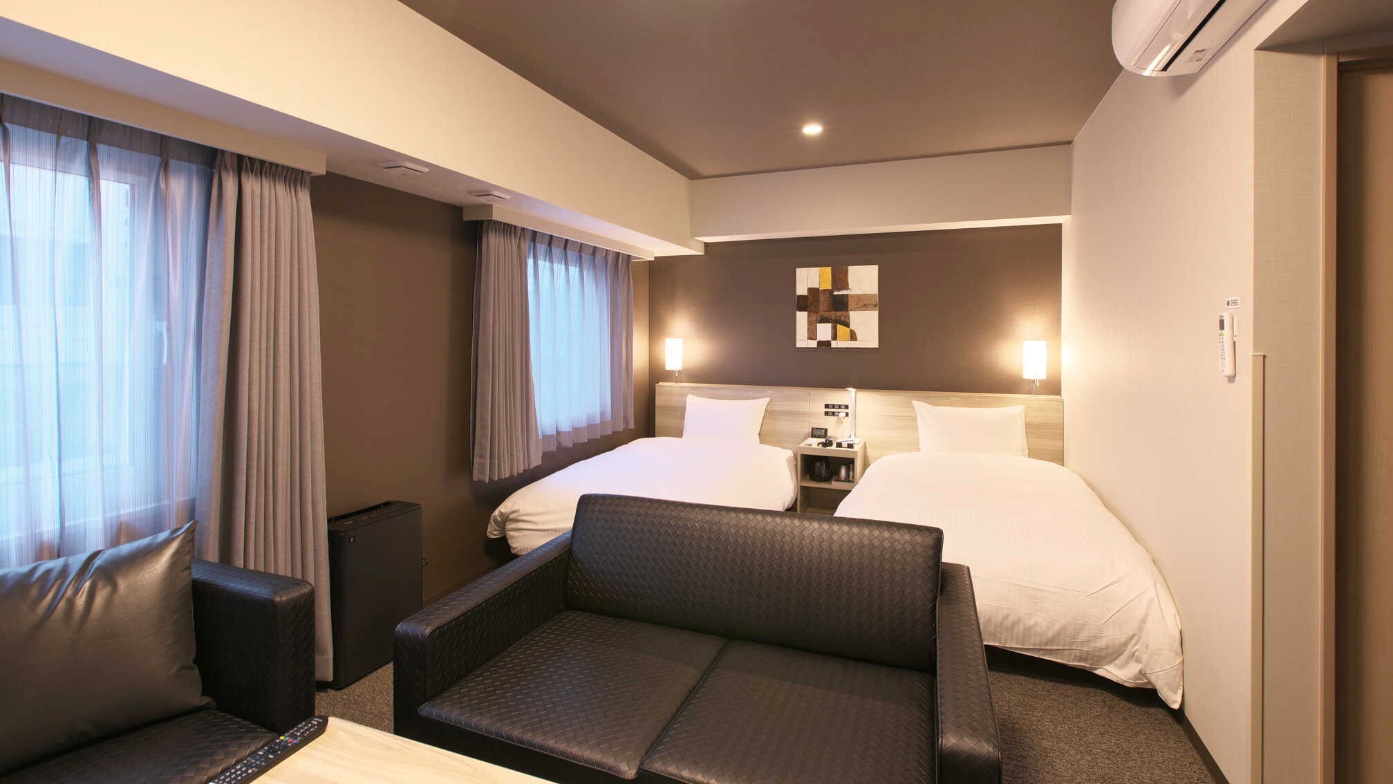 Separate Deluxe Twin Room
