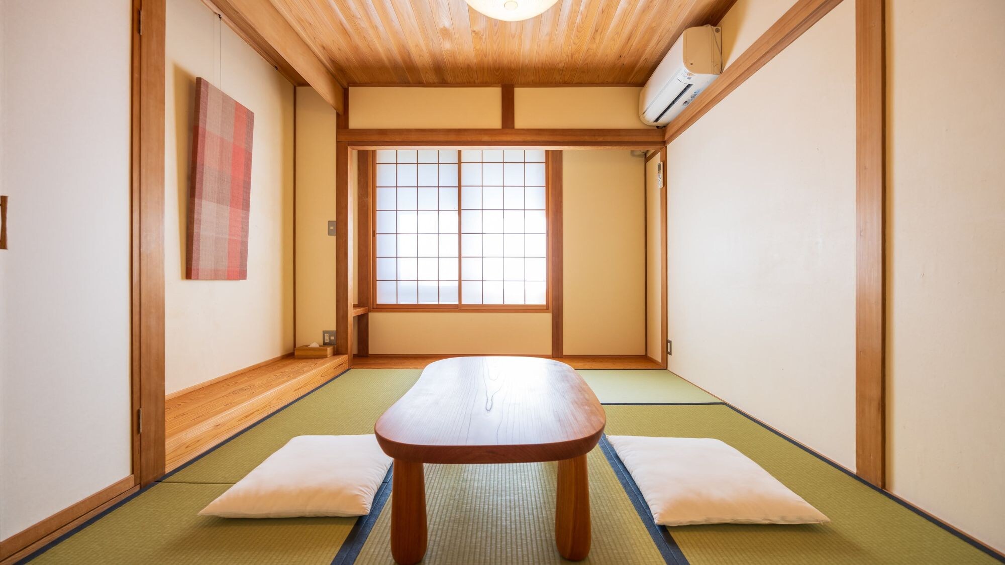 Japanese-style room (example)