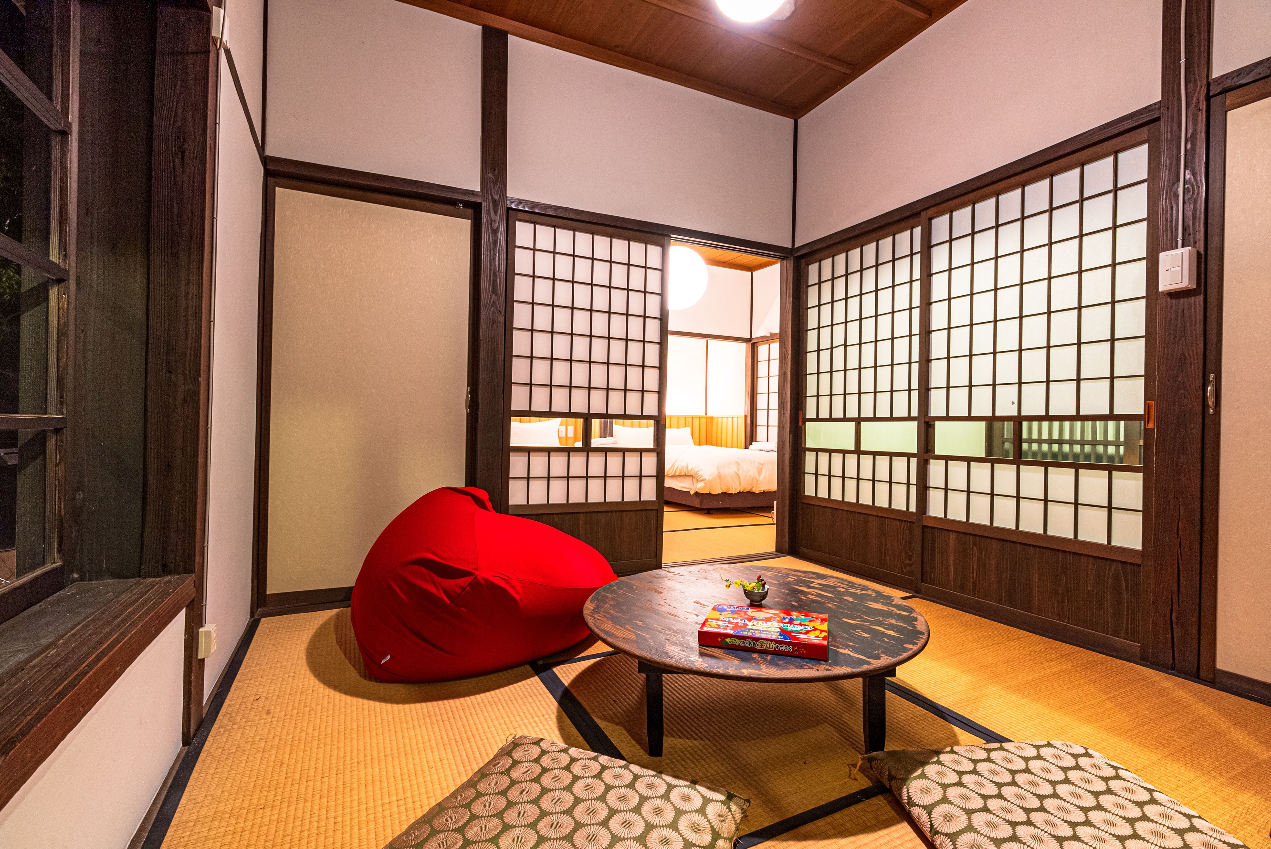 Hanare, 投機者, Shingoro, 客房
