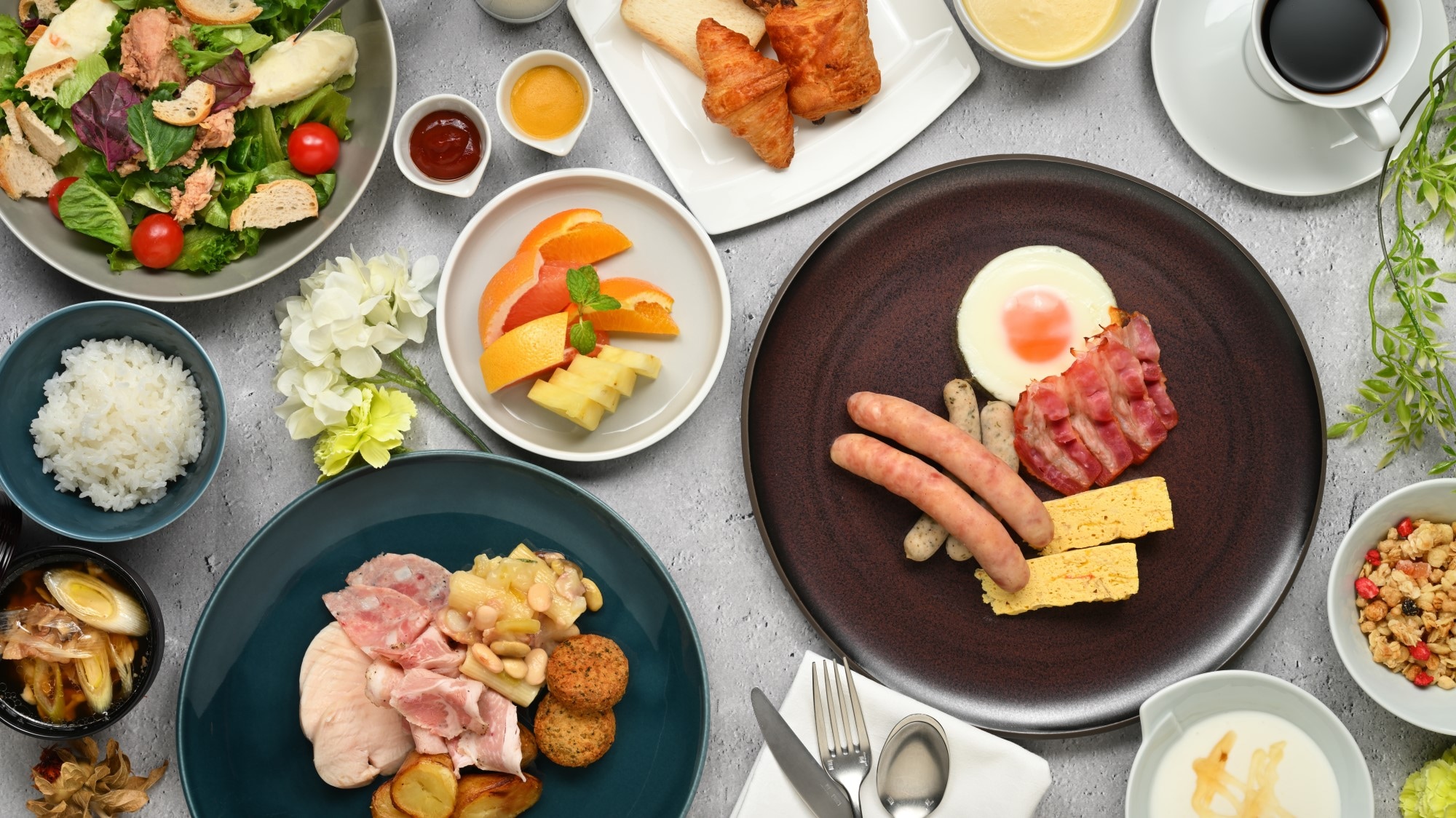Breakfast (Western buffet)
