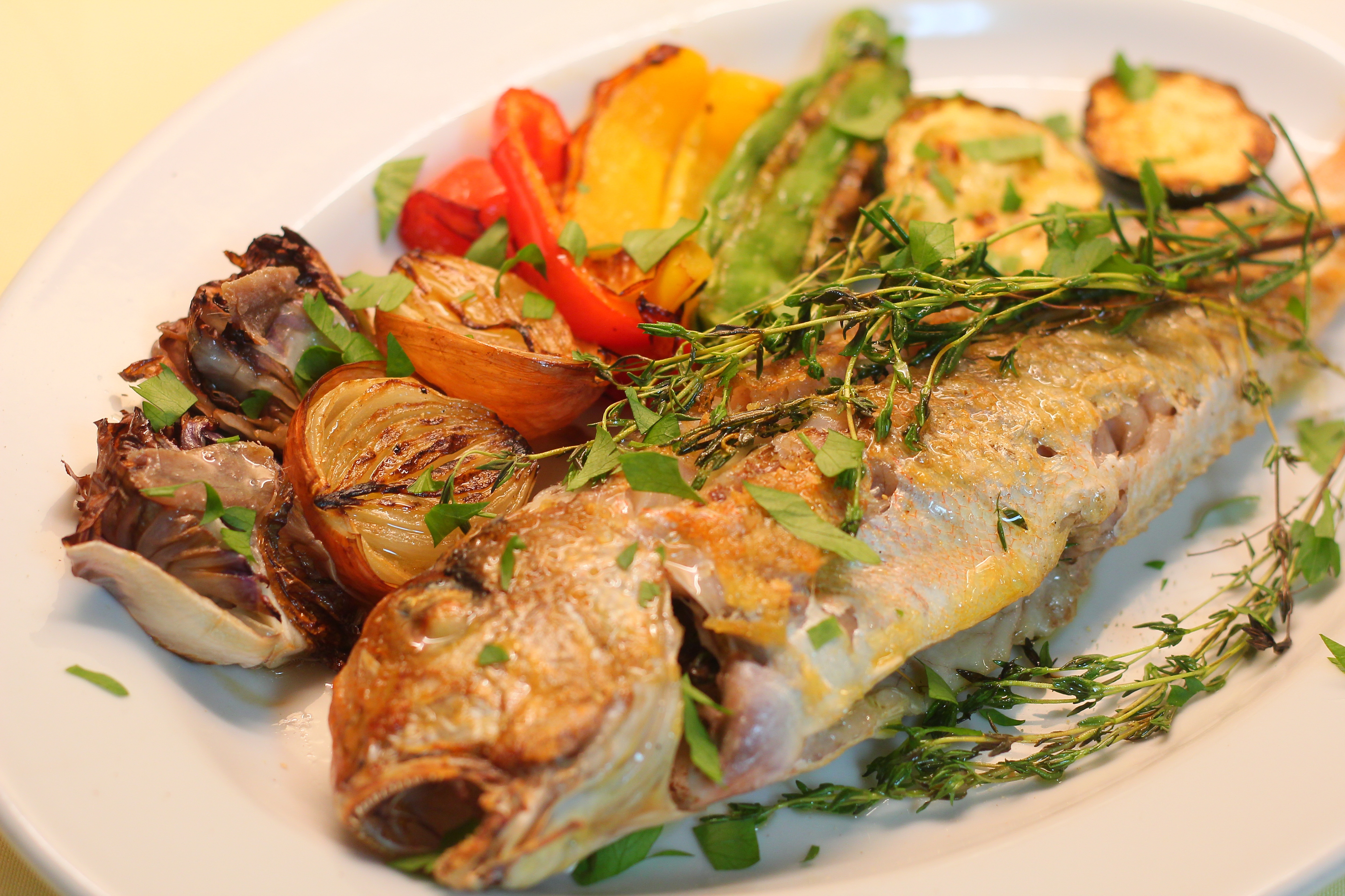 晚餐：魚類菜餚範例：Arrosto con Verdure