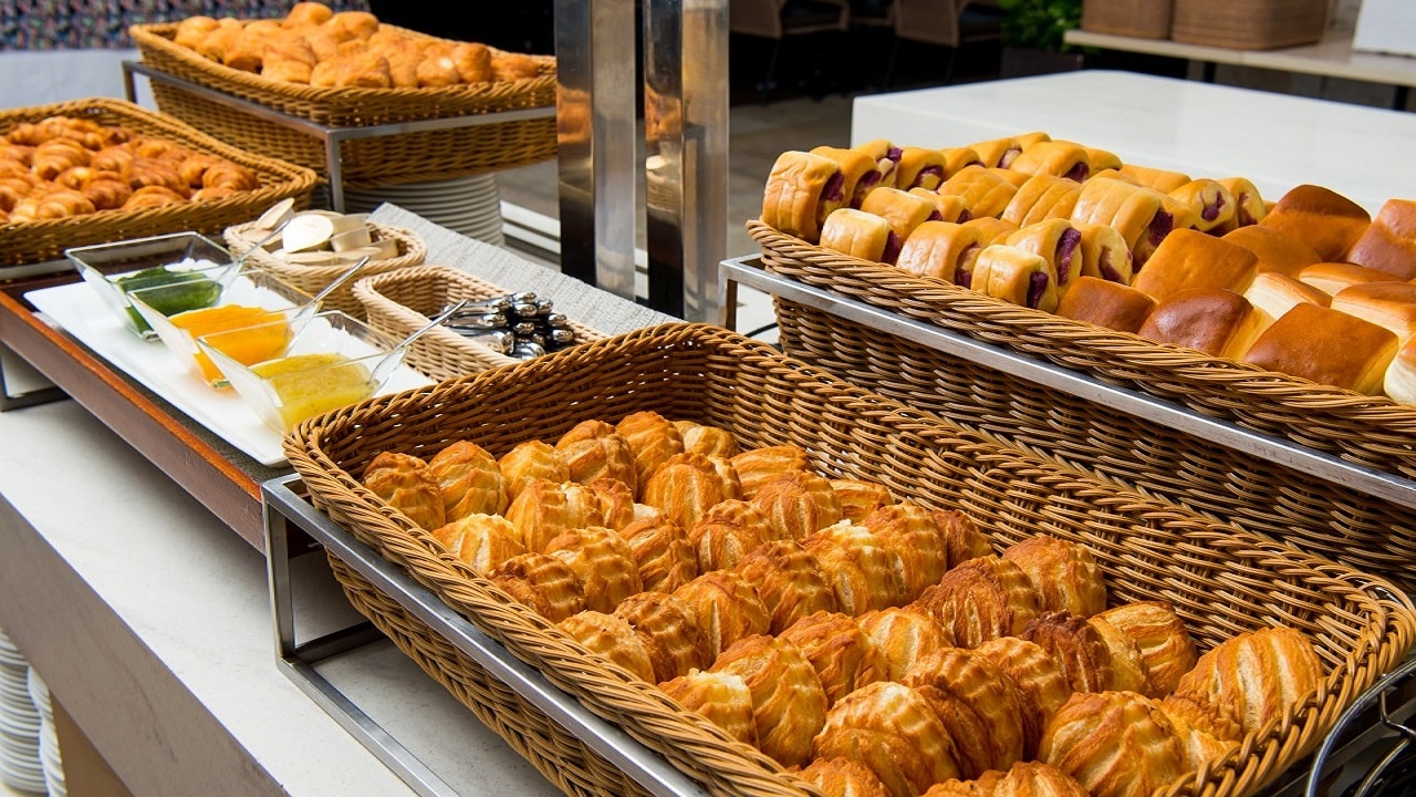 Breakfast / Buffet Restaurant Sea Forest Bread & Danish Corner (Image)