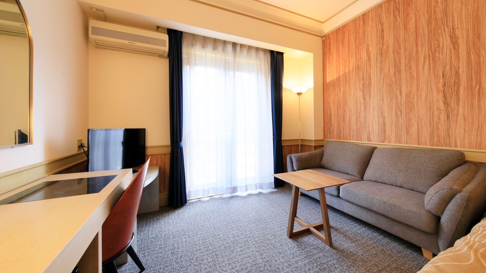 [Standard Twin Room] Capacity: 2 people / 28 square meters / Bathroom and toilet included / Wi-Fi available / Non-smoking