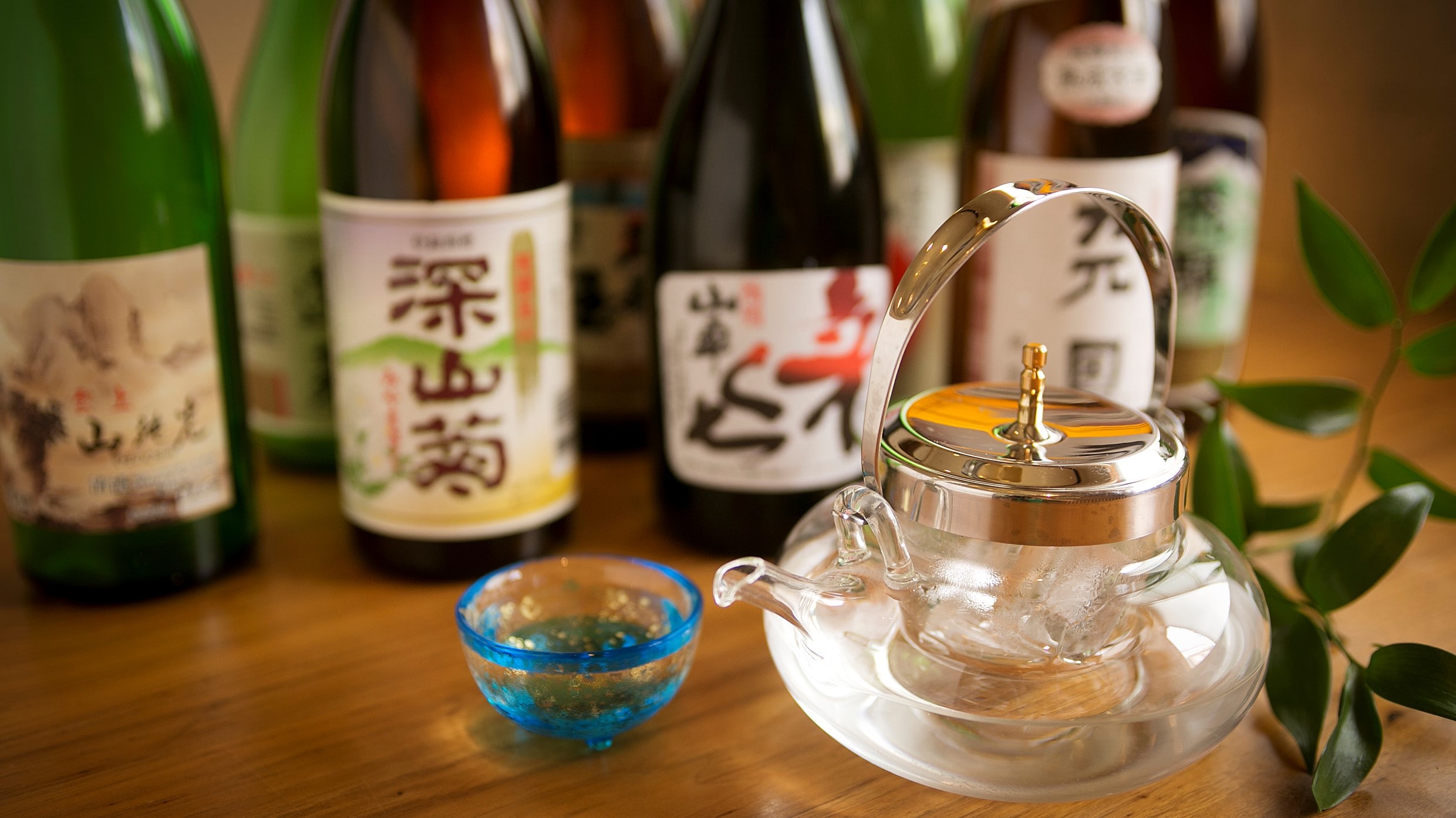 Sake brewing is also popular in Hida, which has delicious rice and abundant water. Each sake brewery is shaving and comparing the sake made ♪
