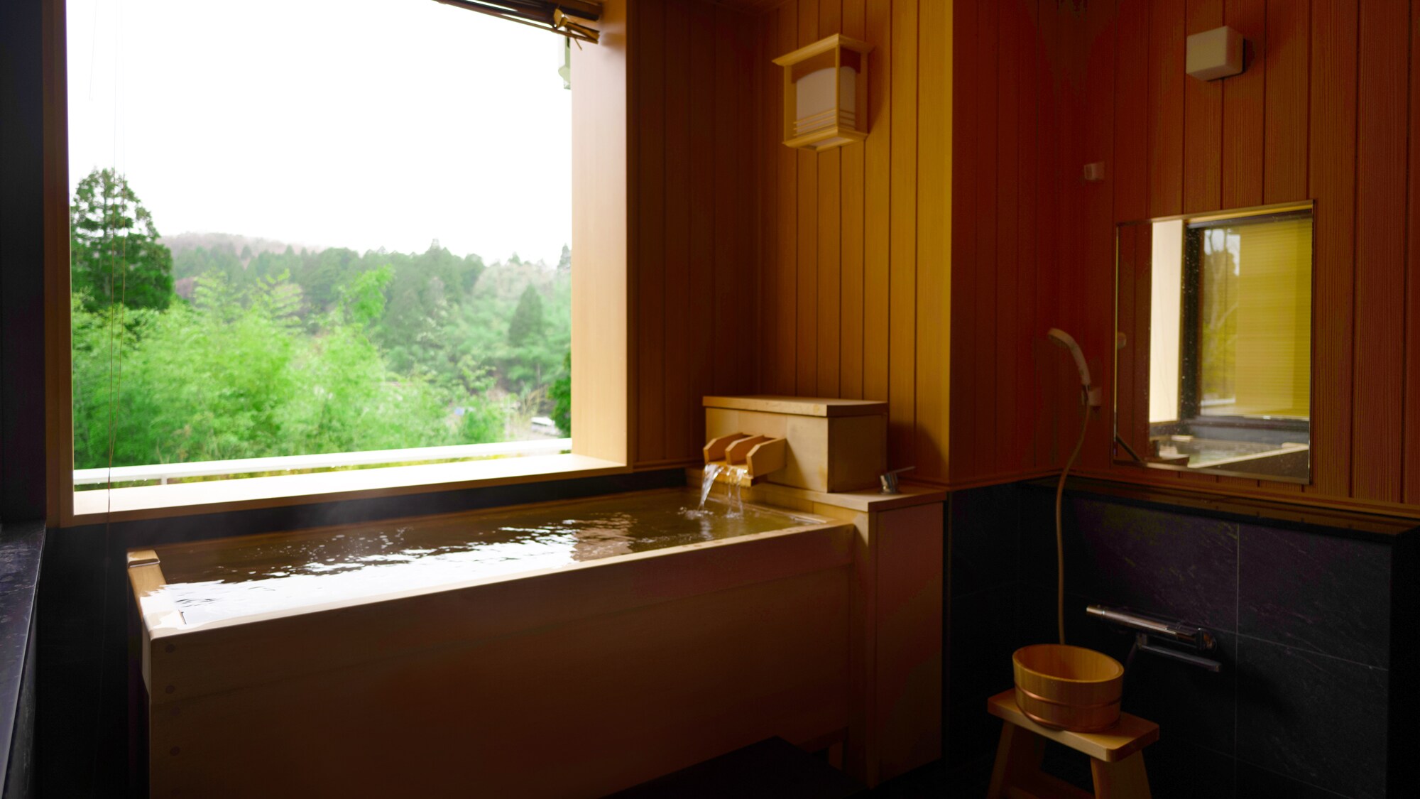 ★禁煙【日西合璧特別房附設天然溫泉檜木露天浴池】2010年開業