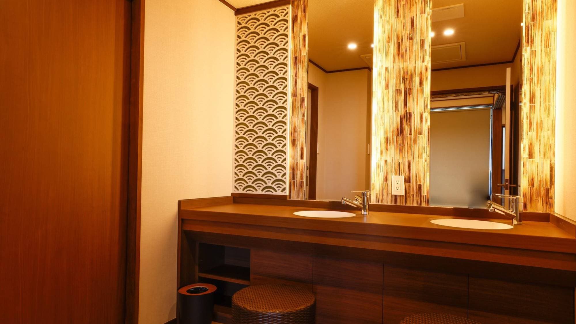 2022 NEW ★ Ocean side <With a spectacular panoramic bath> Japanese-Western style special room ★