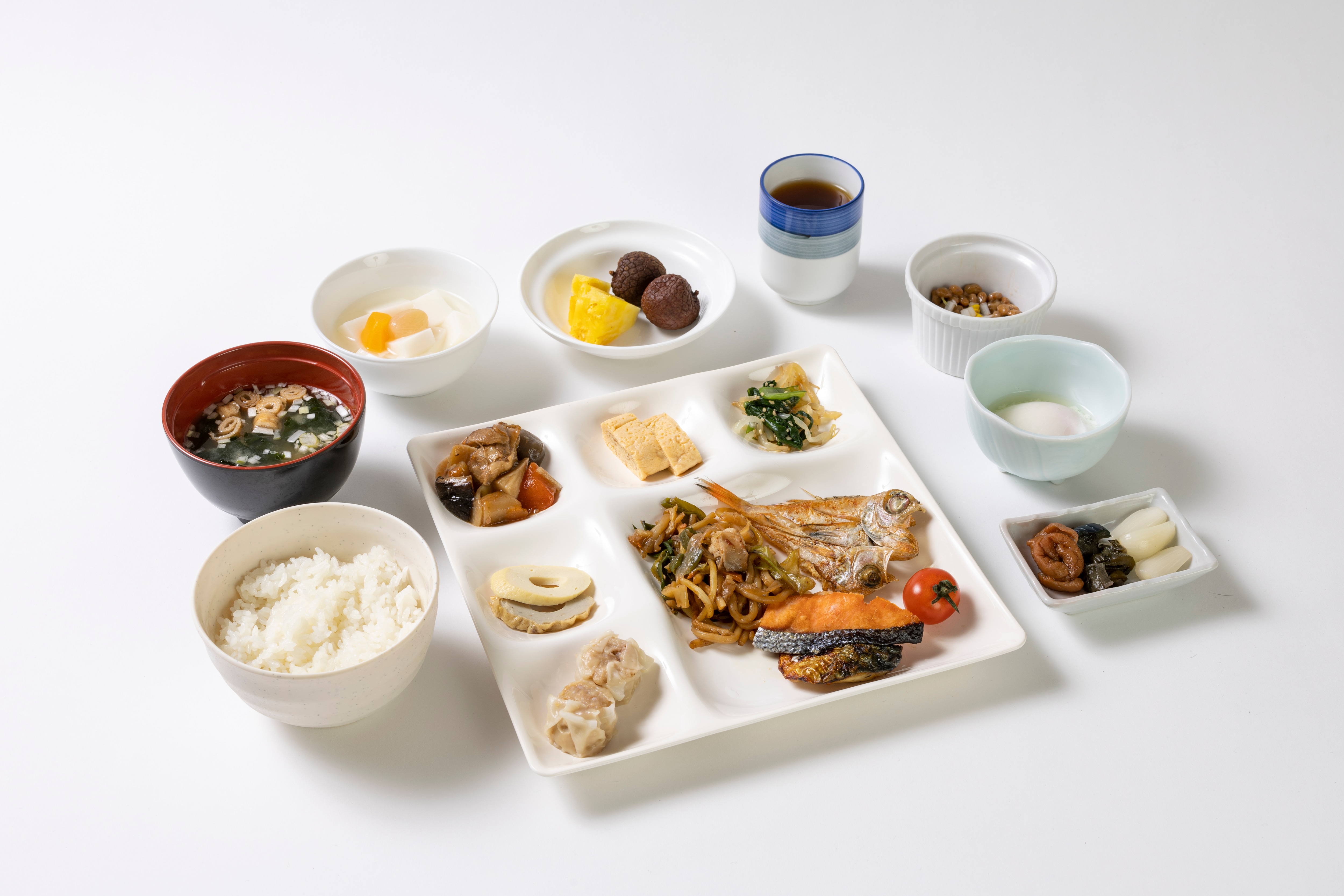 Breakfast buffet Japanese food presentation example