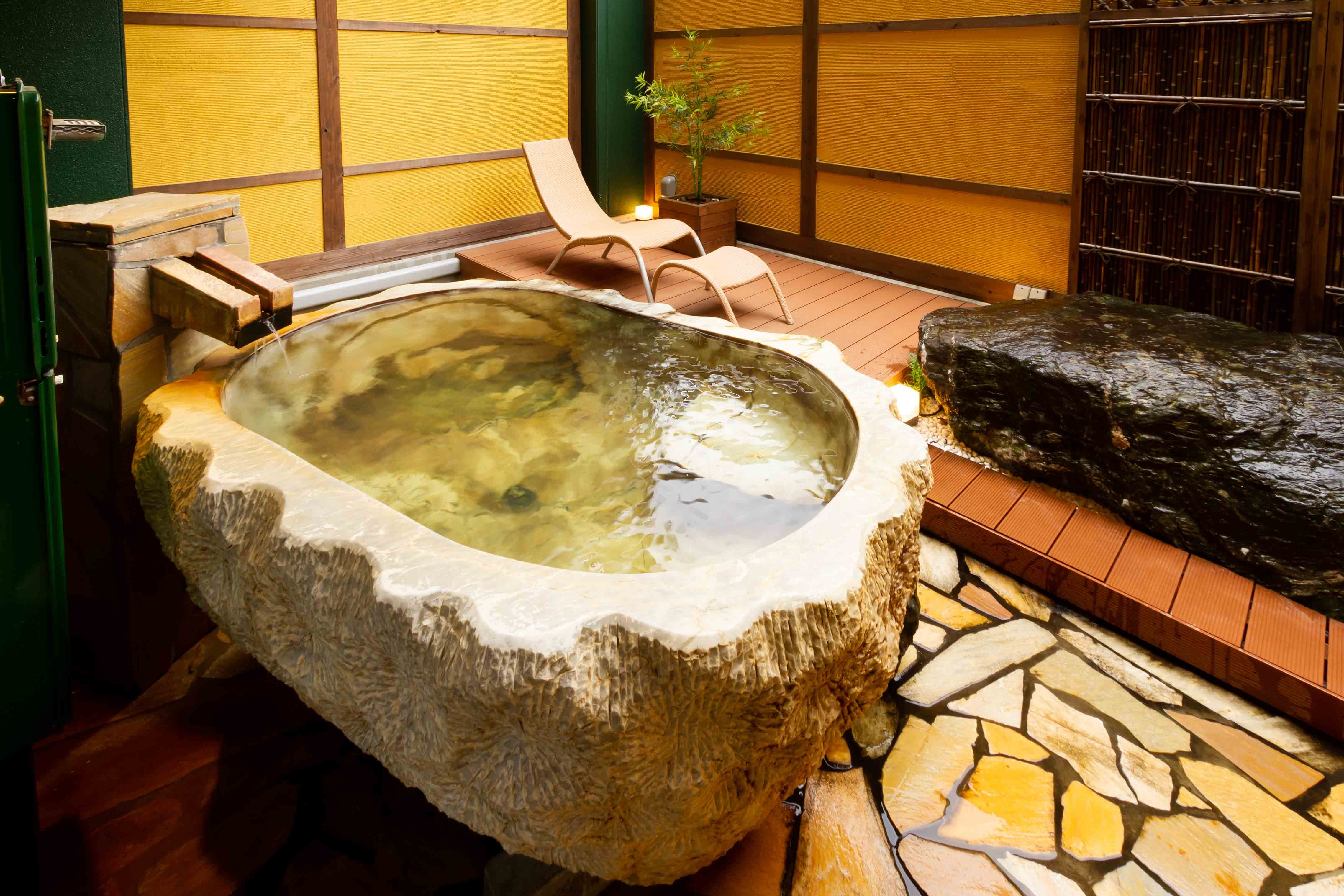 [Guest room with cypress bath and open-air bath on the first floor] Open-air bath room 107