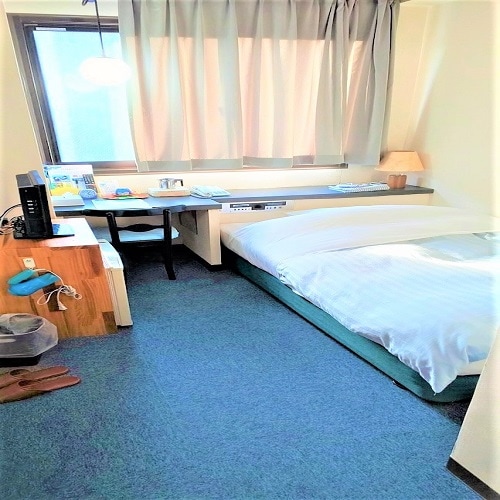 Guest room single mountain side